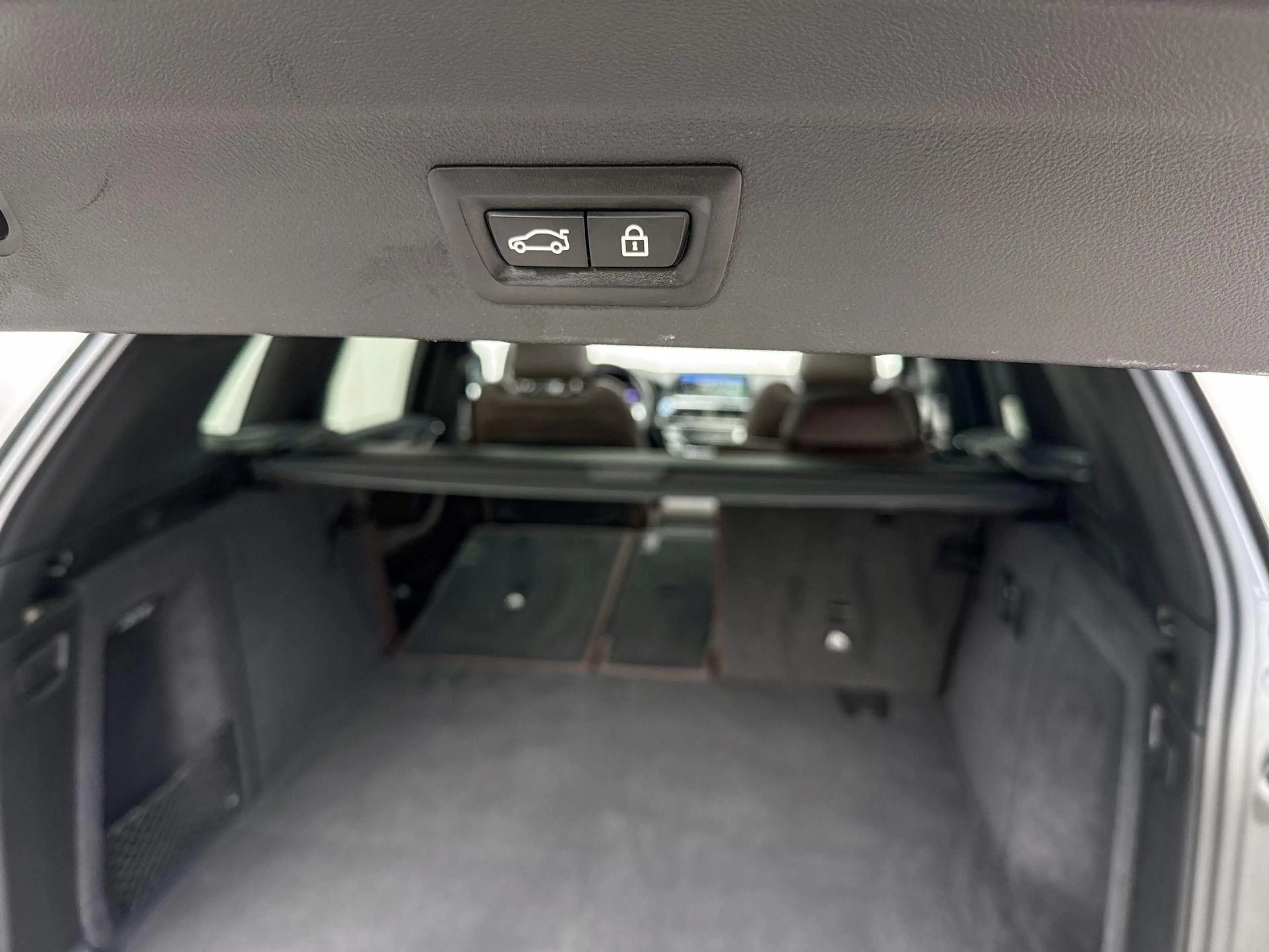 BMW iX3 High Executive | 80 kWh | — photo 12