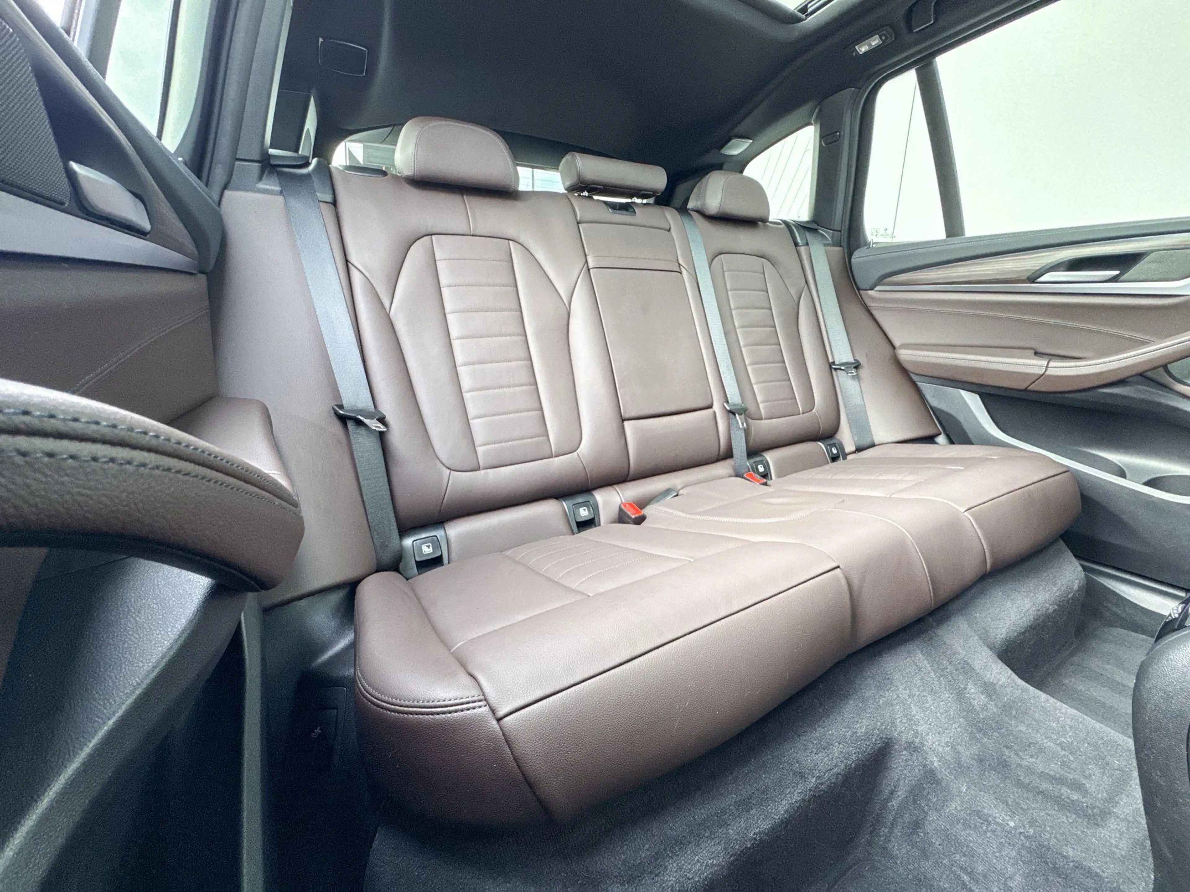 BMW iX3 High Executive | 80 kWh | — photo 8