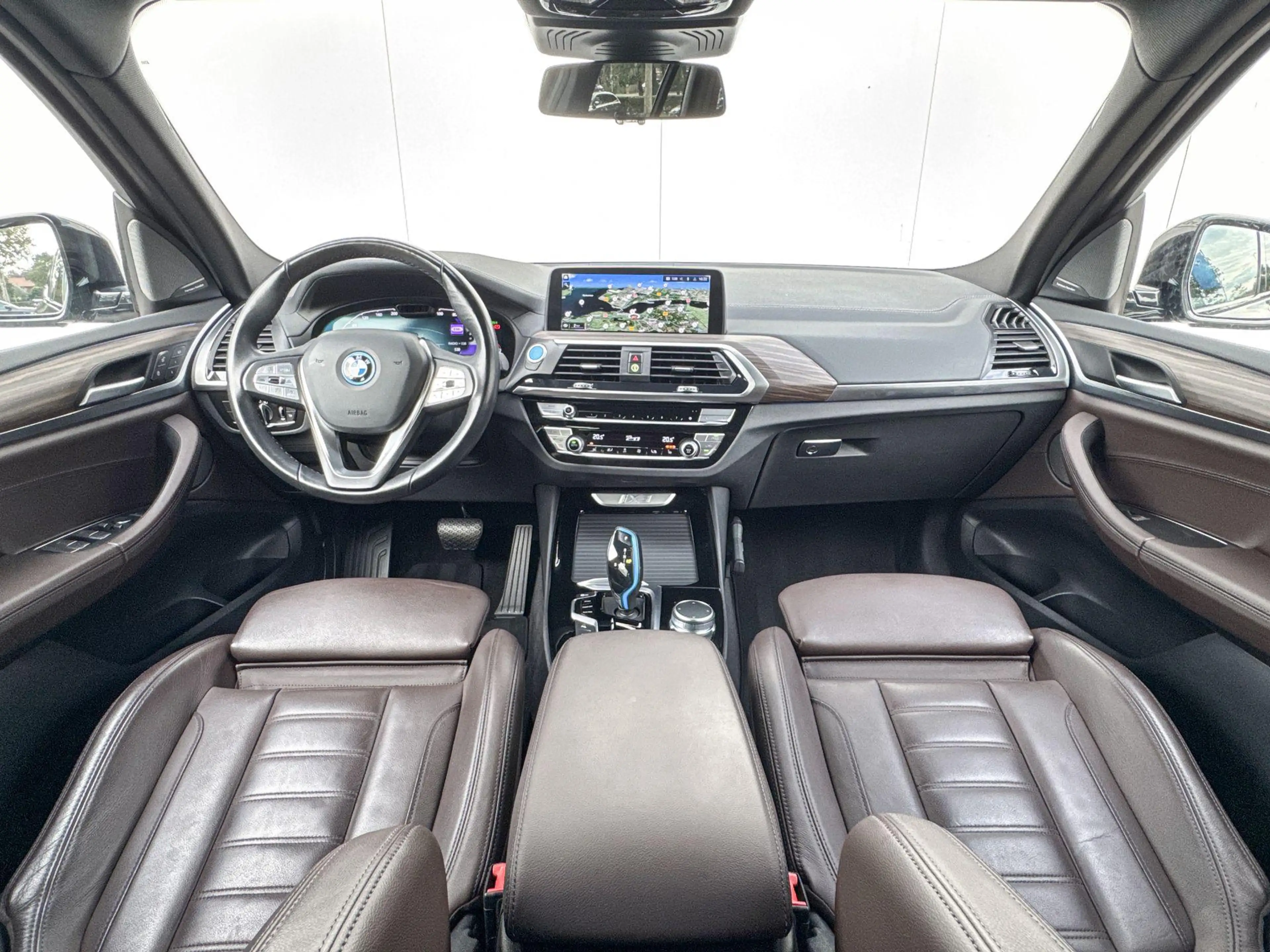 BMW iX3 High Executive | 80 kWh | — photo 13