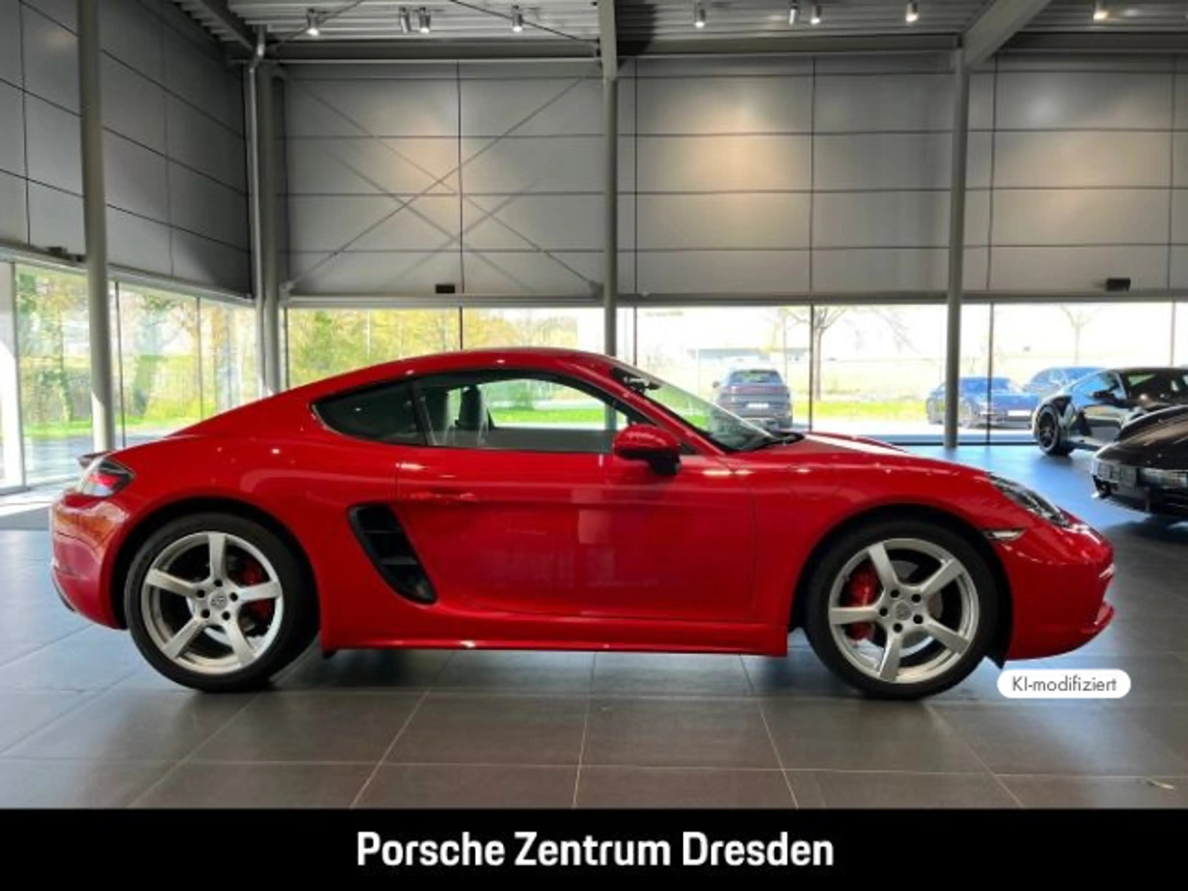 Porsche Cayman 718 S — photo 7