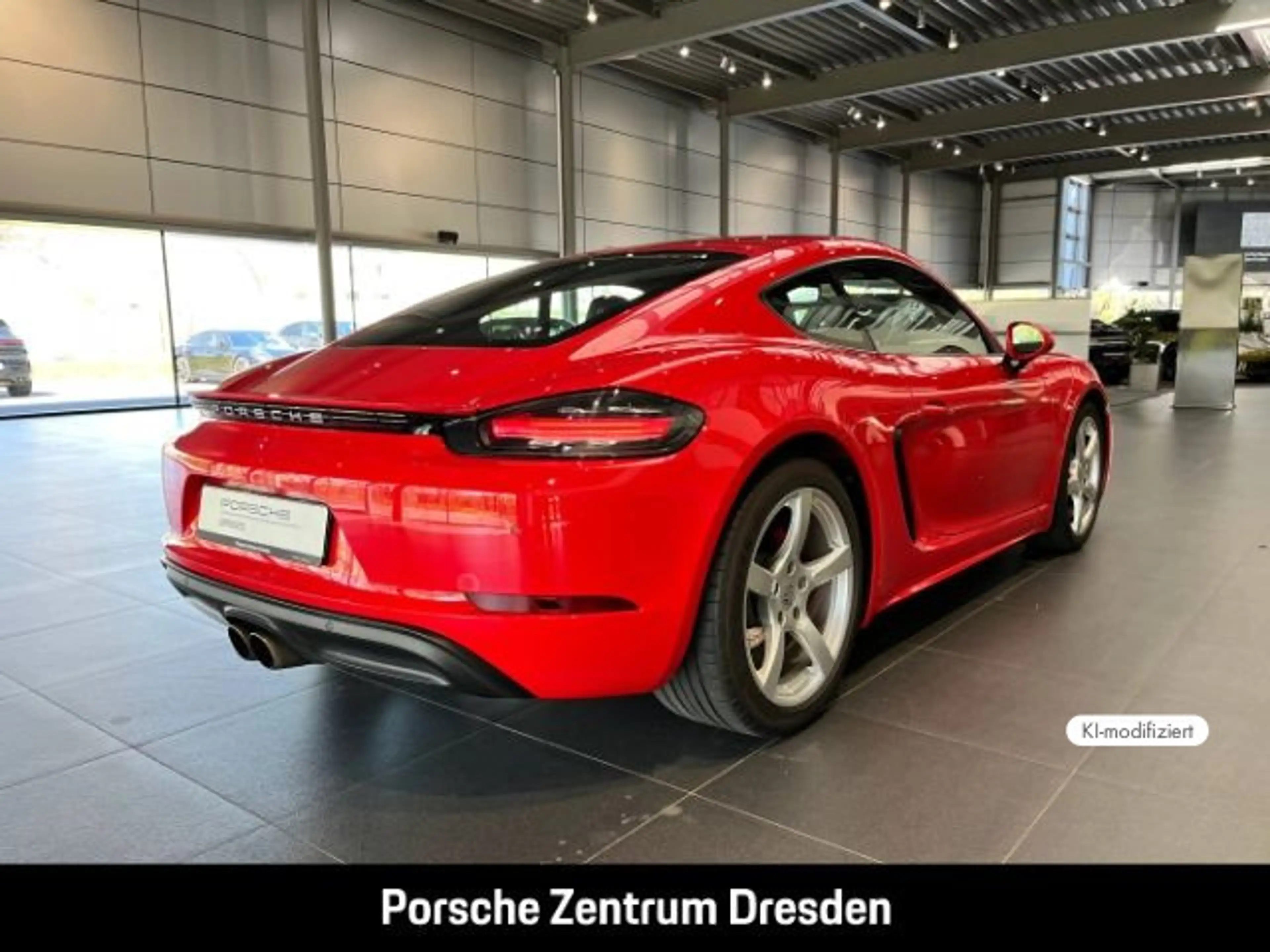 Porsche Cayman 718 S — photo 8