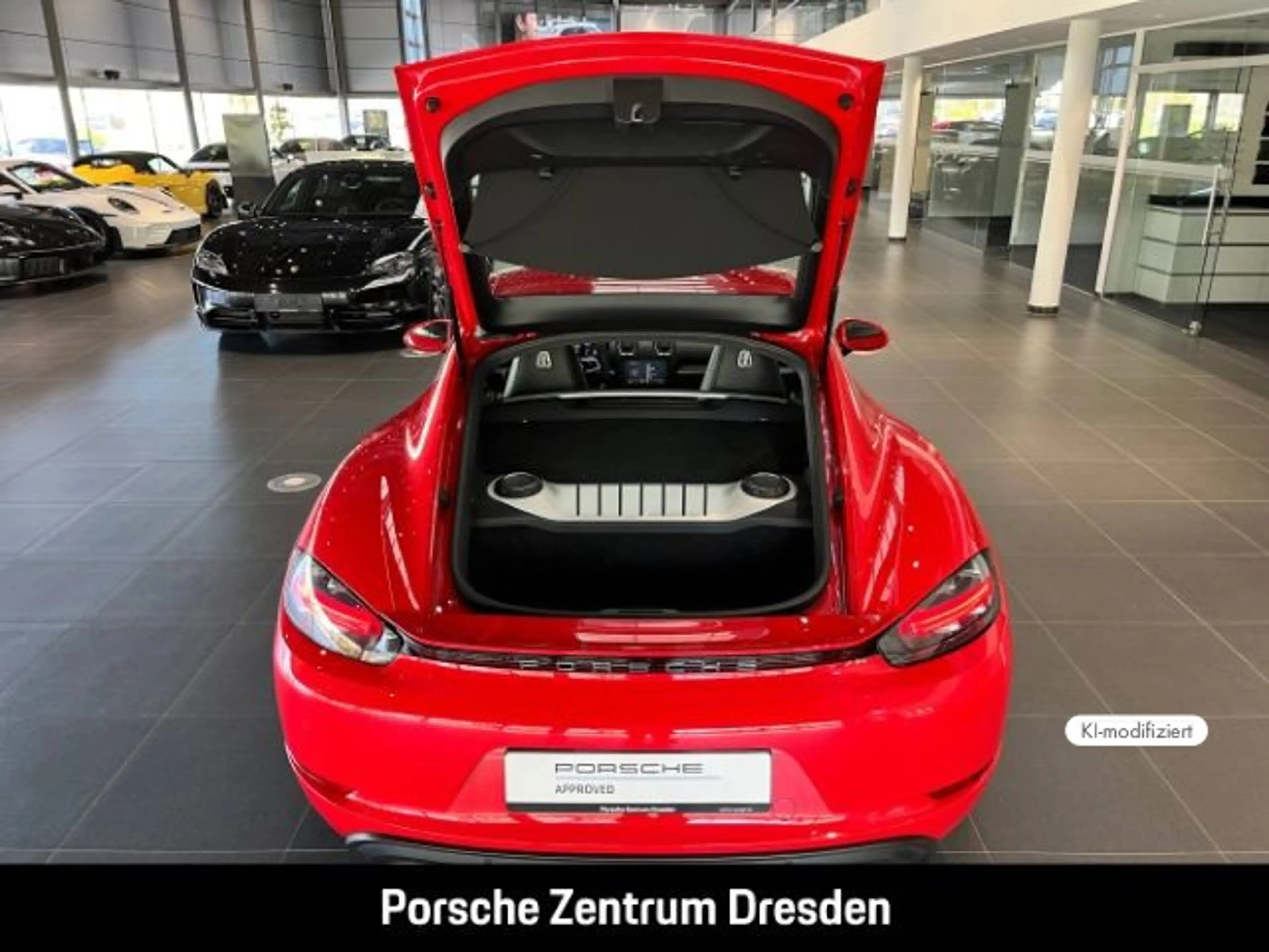 Porsche Cayman 718 S — photo 11