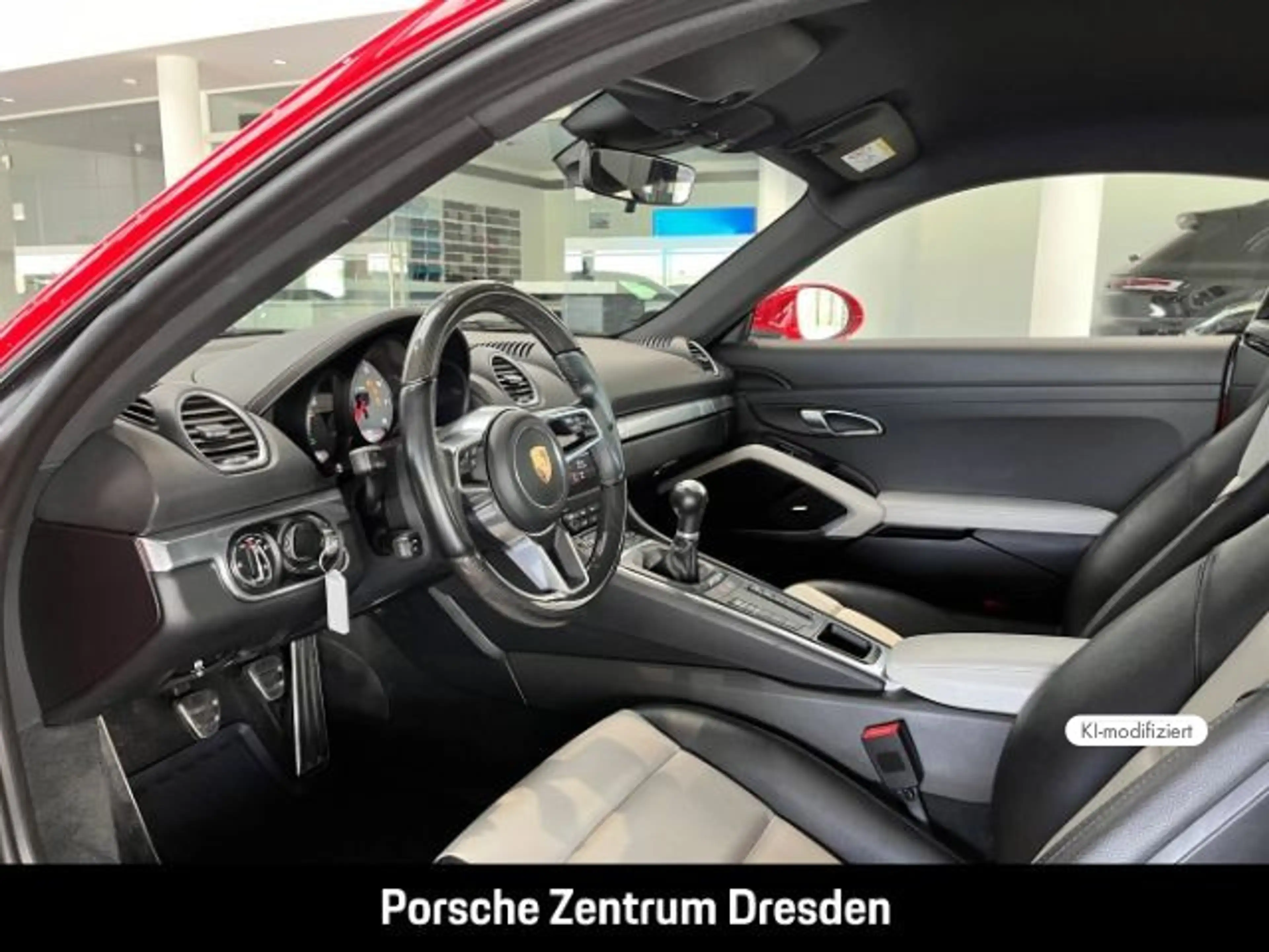 Porsche Cayman 718 S — photo 4
