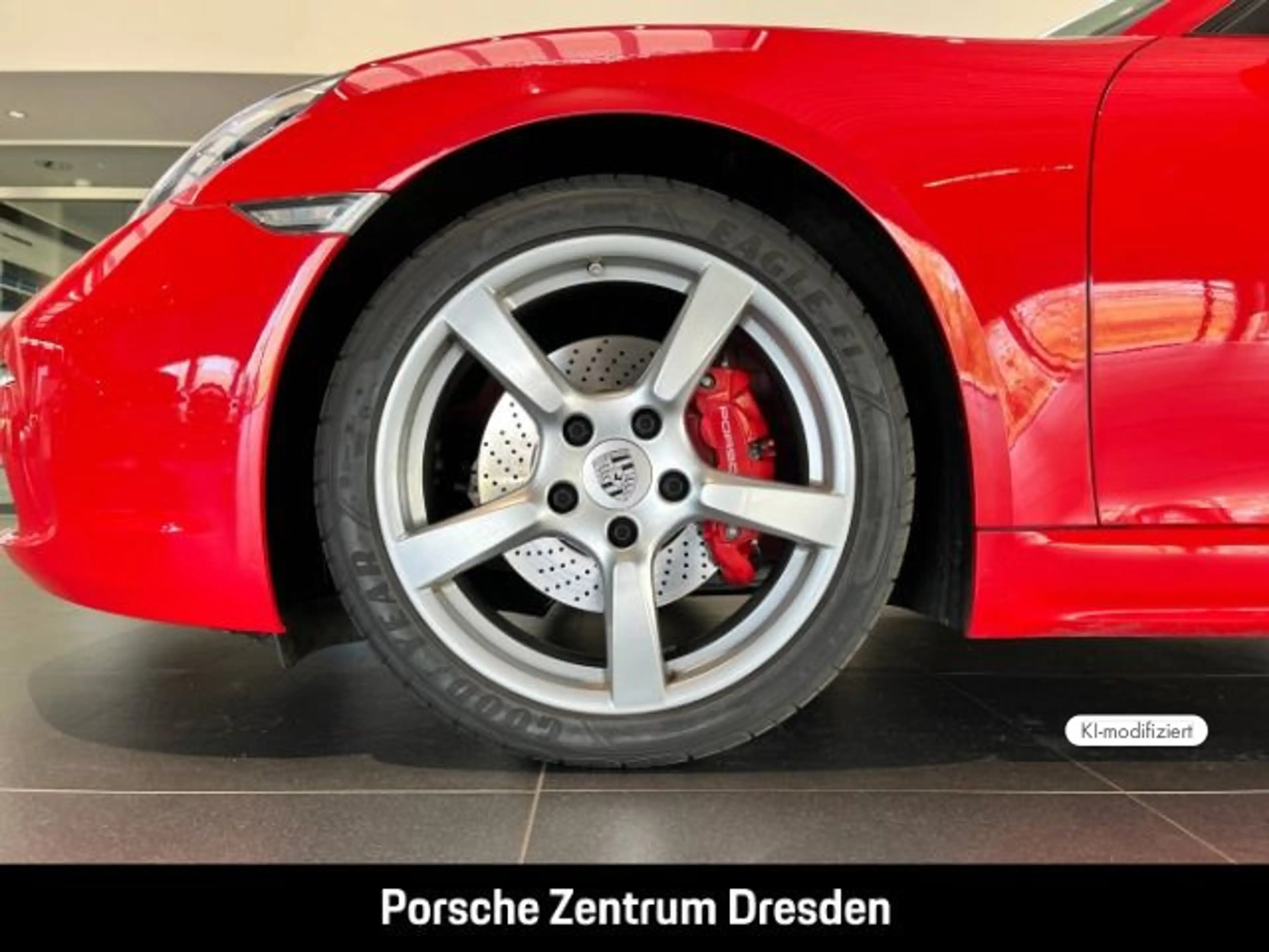 Porsche Cayman 718 S — photo 12
