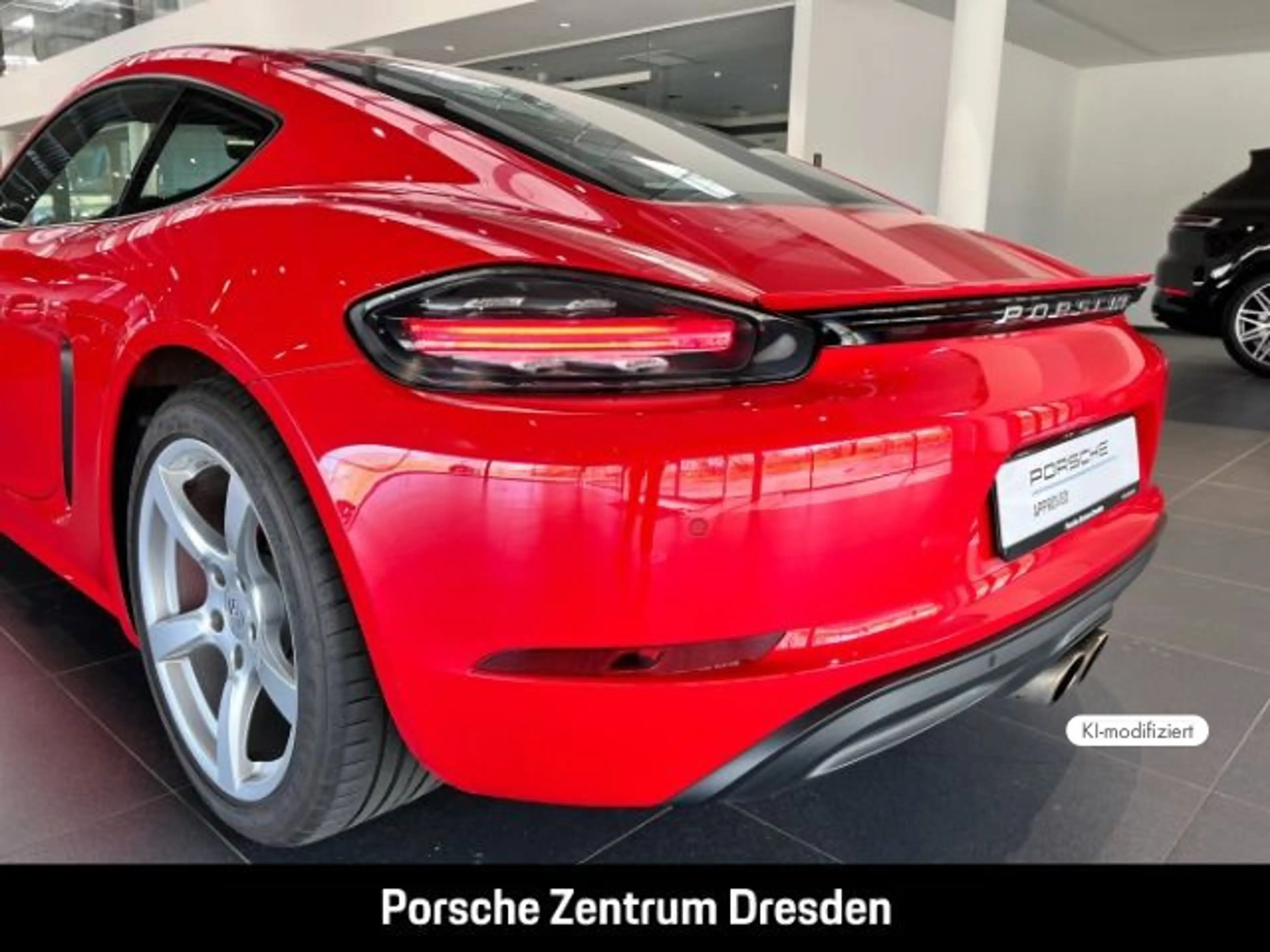 Porsche Cayman 718 S — photo 14