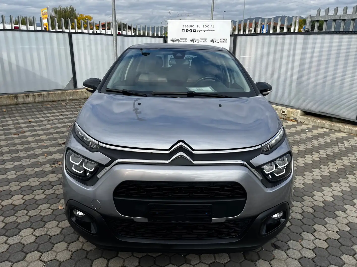 Citroen C3 C3 1.2cc 83cv Shine Pack *PELLE, RETROCAMERA* Argent - 2
