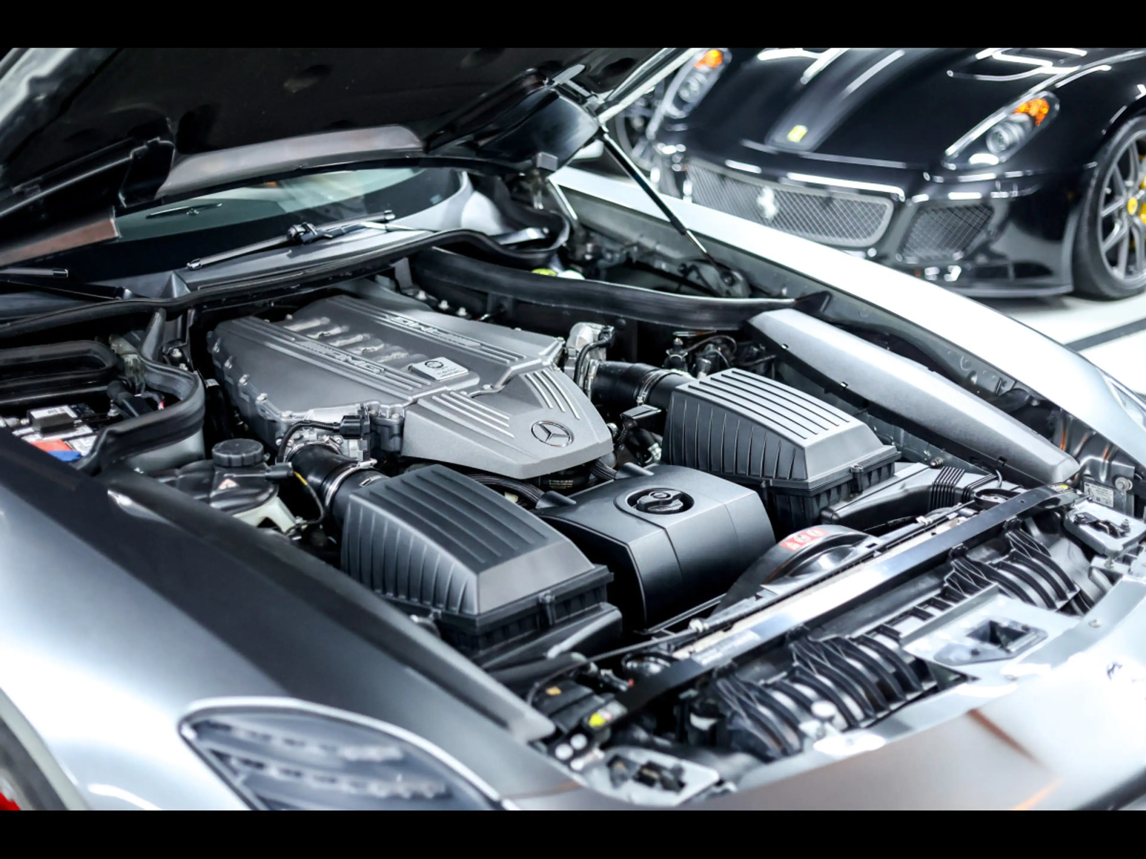 Mercedes-Benz SLS AMG COUPE 6.3 V8°KAM°NEW SERVICE 08/2026 — photo 15