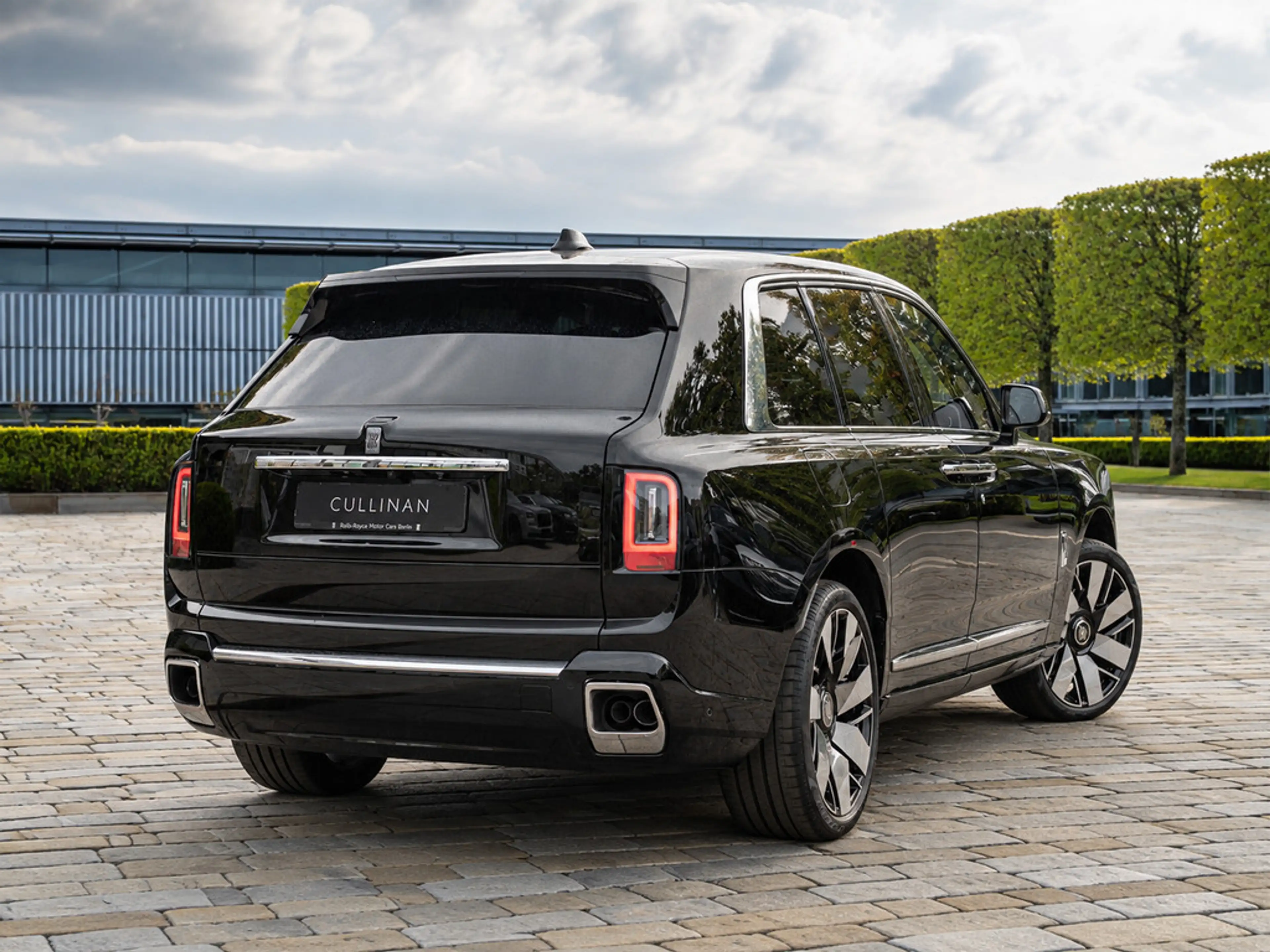 Rolls-Royce Cullinan SERIES II + SHOOTING STAR — photo 3