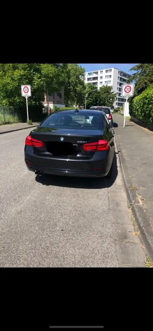 BMW 320 320i Sport Line - 2
