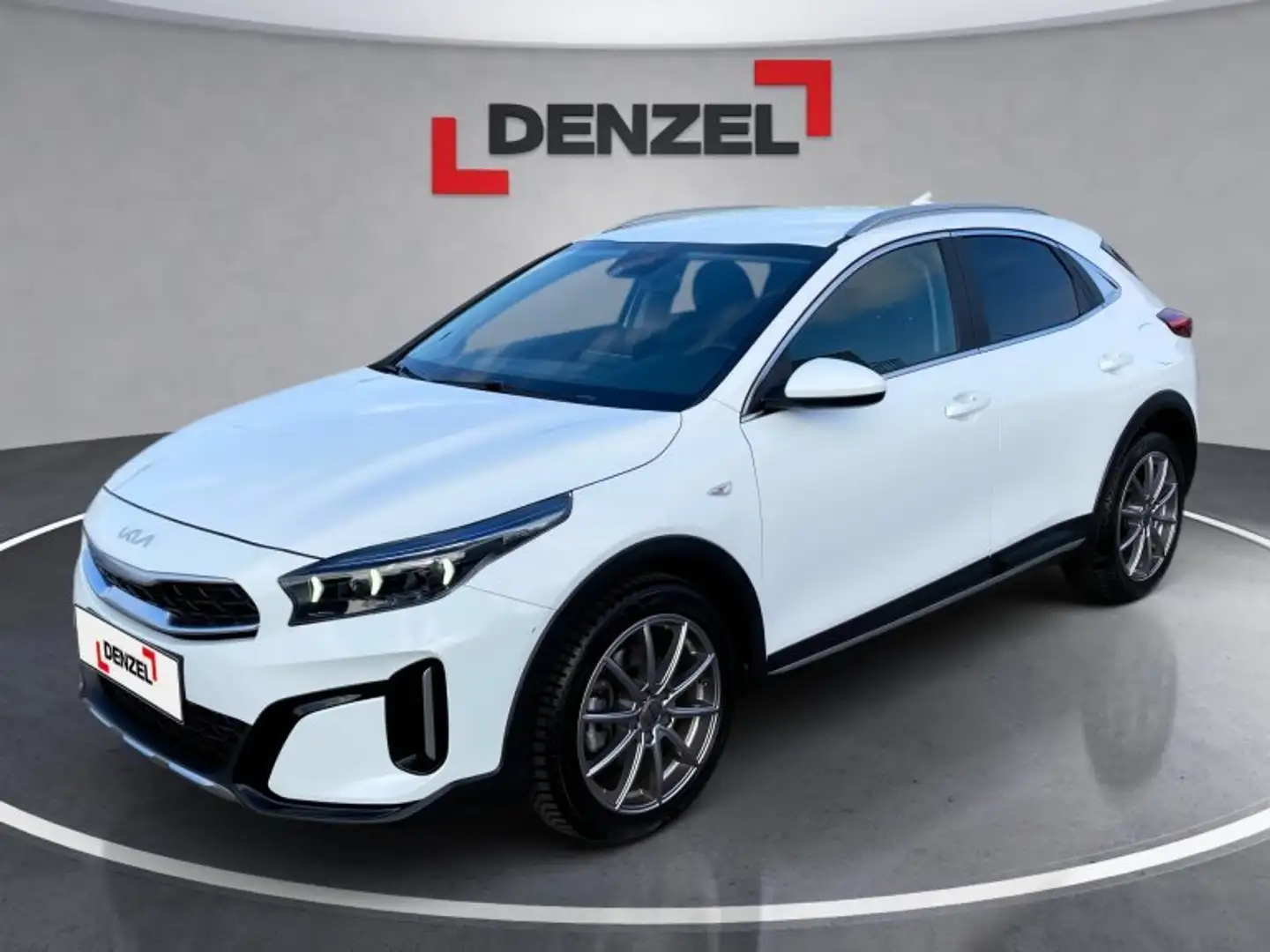 Kia XCeed /SILBER/1.5/TGDI/48V/DCT7/160 Weiß - 1