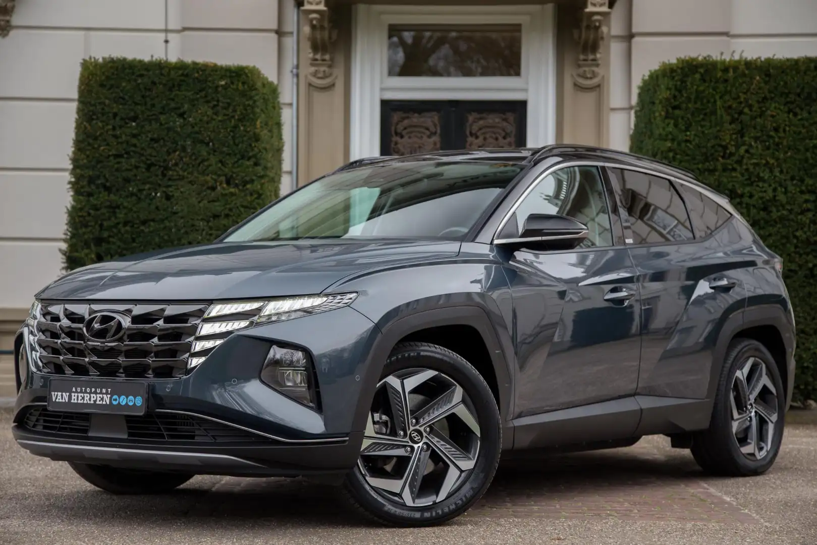 Hyundai TUCSON 1.6 T-GDI PHEV Premium 4WD 360 CAM | KRELL | LEDER Grijs - 1