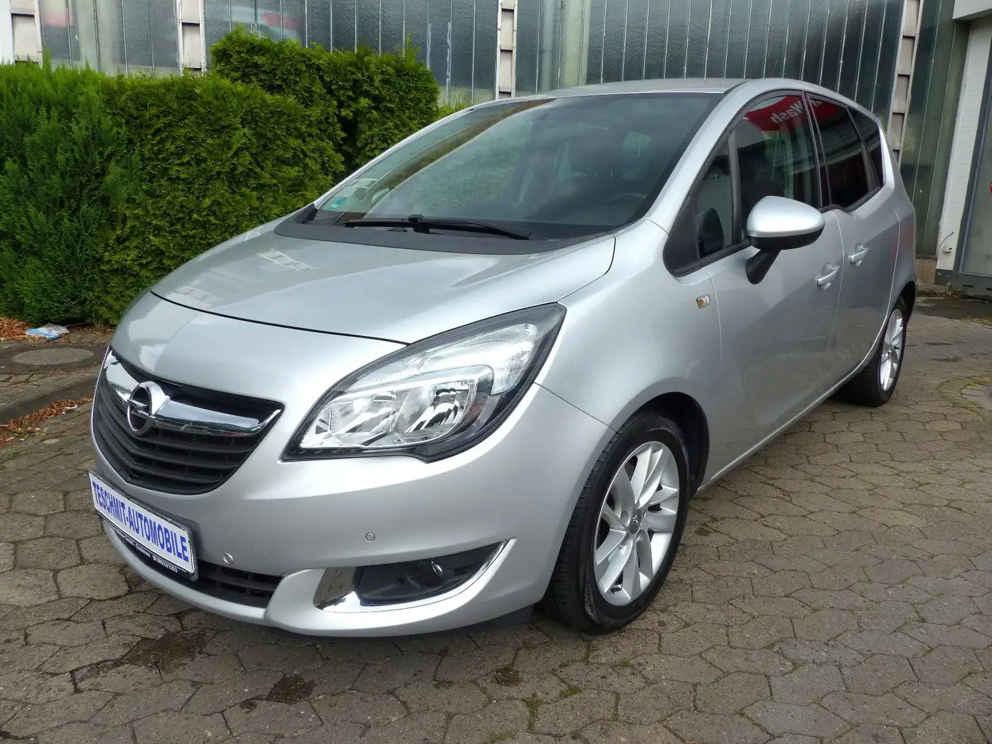 Opel Meriva B Edition Automatik/Navi/PDC/Bluetooth Argent - 2