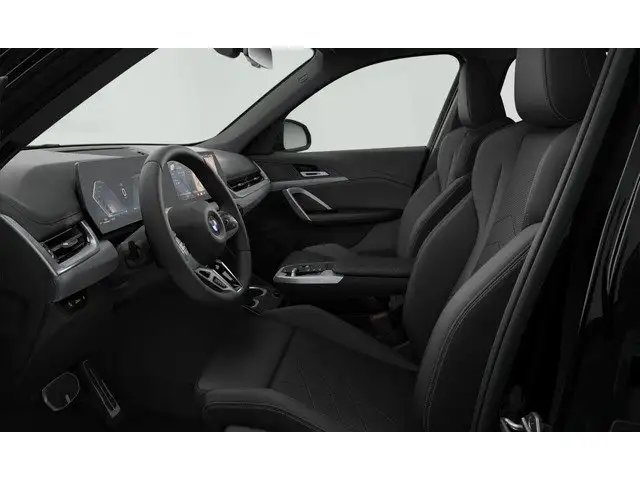 BMW X1 view 3