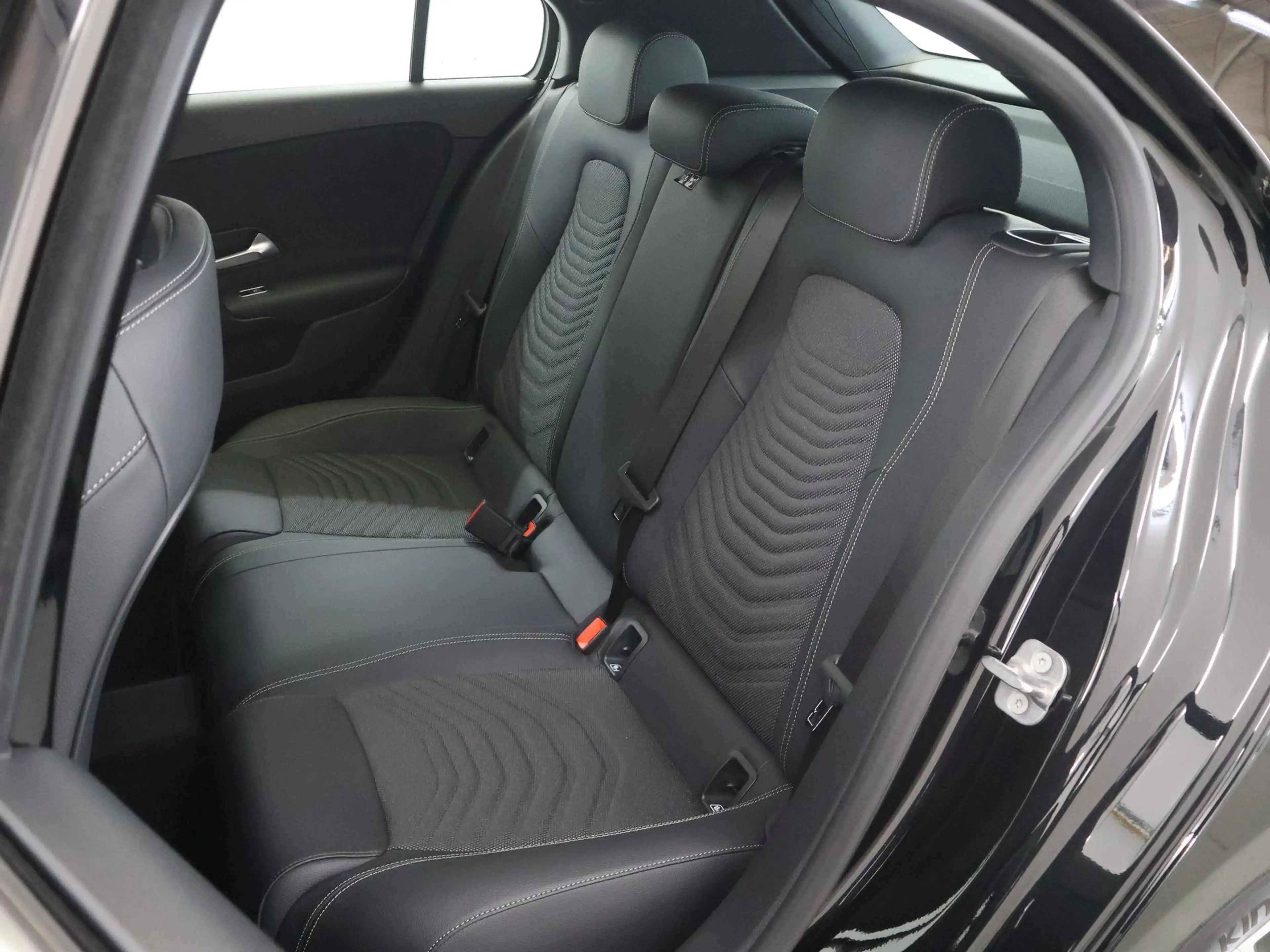 Mercedes-Benz A 180 Star Edition | Parkeerpakket | Widescreen | Stoelv — photo 10