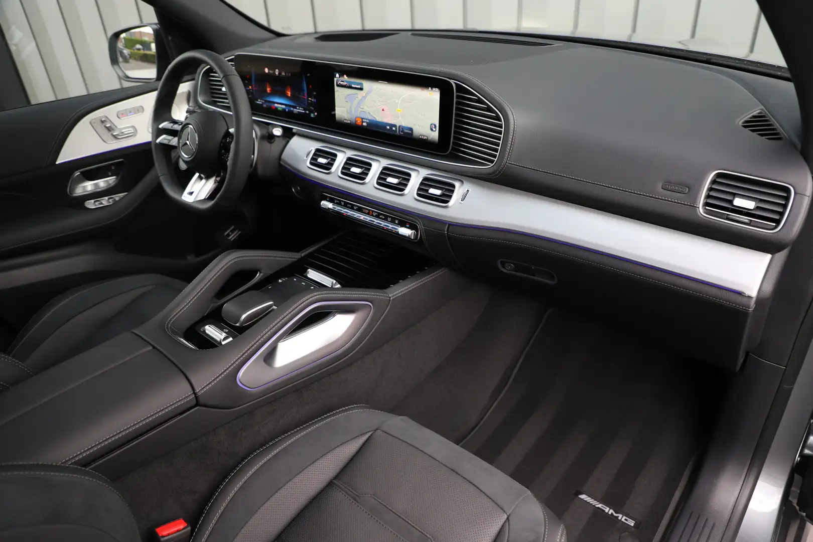 Mercedes-Benz GLE 53 AMG Hybrid 4MATIC+ | 544PK | Luchtvering | Head-up | M Grijs - 2