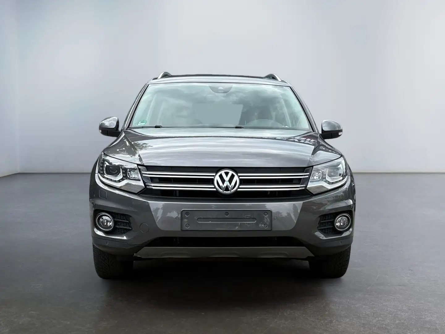 Volkswagen Tiguan Track & Style 4Motion Gris - 2