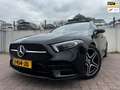 Mercedes-Benz A 200 Business Solution AMG/PANO/SFEER VERLICHTING/VIRTU Zwart - thumbnail 1