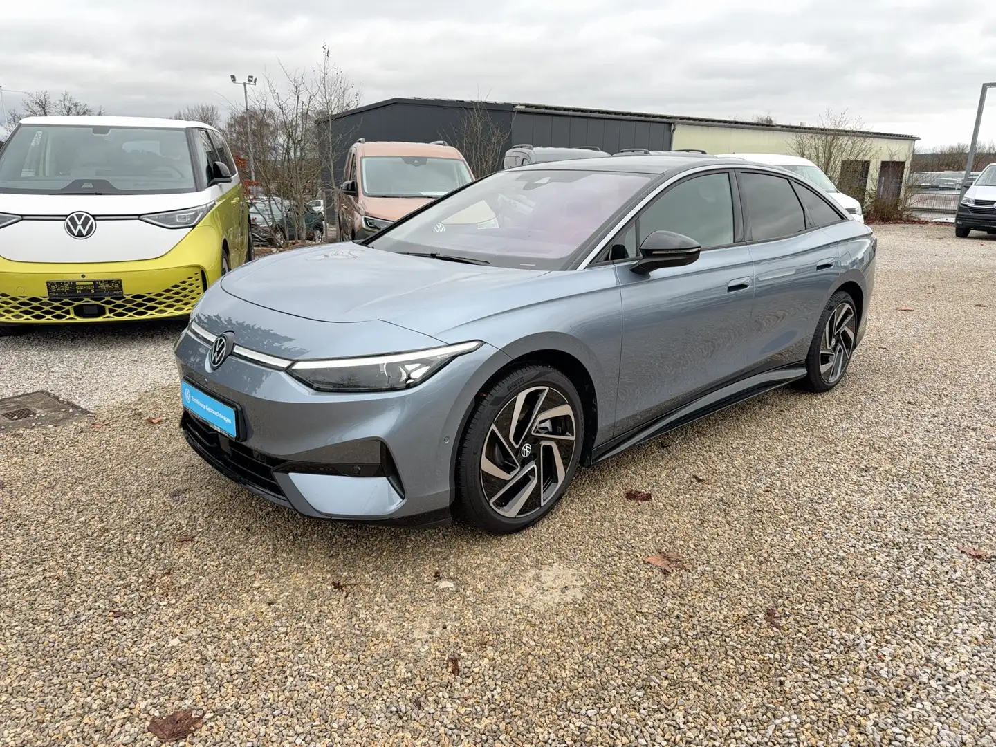 Volkswagen ID.7 .7 Pro Matrix/Pano/CCS/CarPlay/ACC/AHK/LED/HUD Blau - 2