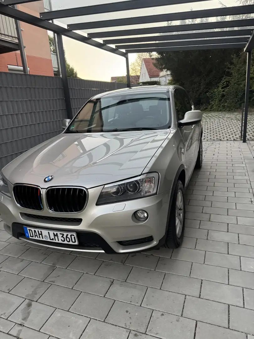 BMW X3 xDrive 20 d Gold - 1