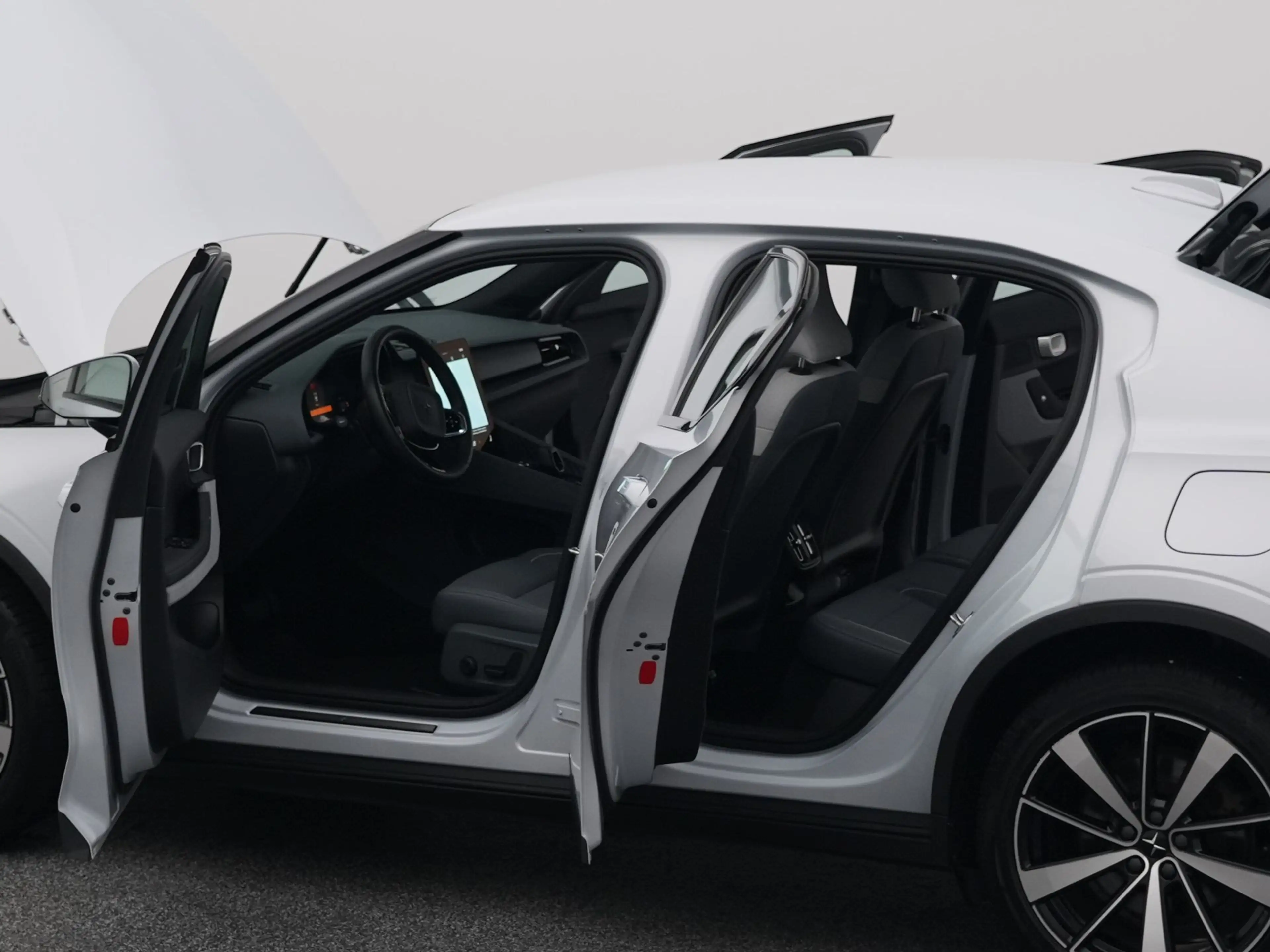 Polestar 2 Long Range Single Motor 78 kWh | CAMERA | KEYLESS — photo 34