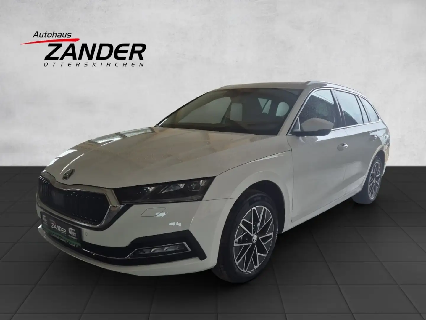 Skoda Octavia Combi Style 2.0 TDI DSG AHK/NAVI/HEAD-UP Weiß - 1