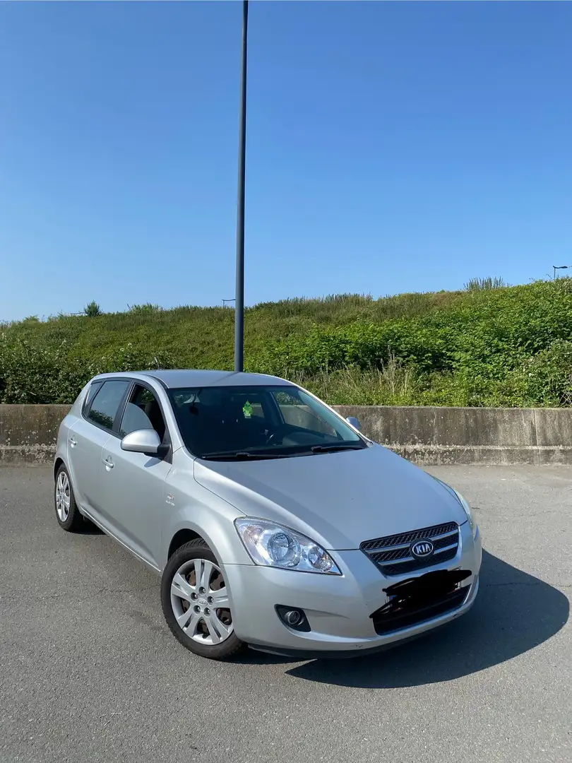 Kia Ceed / cee'd 1.6L CRDi 115 Active - 1