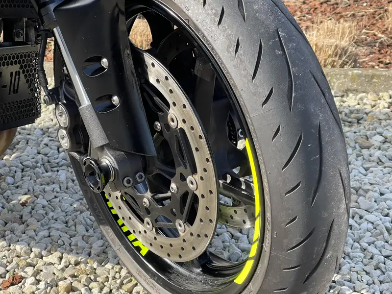 Yamaha MT-10 - foto 3
