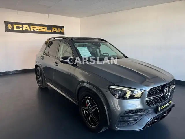 Mercedes-Benz GLE view 2
