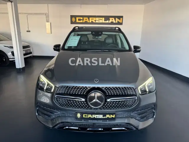 Mercedes-Benz GLE view 3