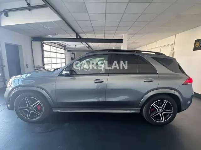 Mercedes-Benz GLE view 9