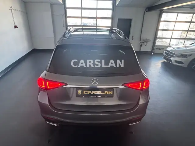Mercedes-Benz GLE view 14