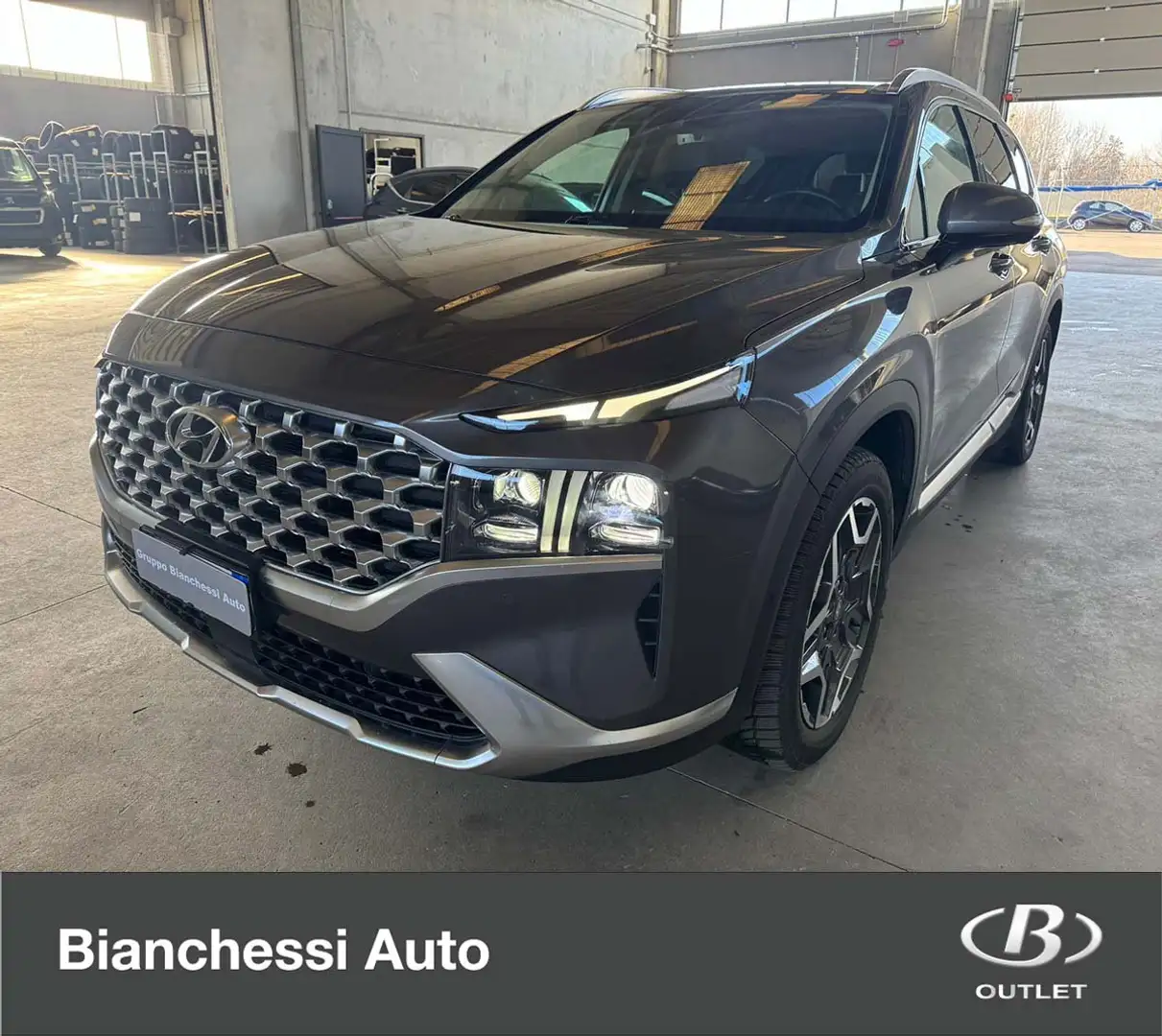 Hyundai SANTA FE 1.6 T-GDI PHEV 4WD AT 7 posti XCLASS - 1