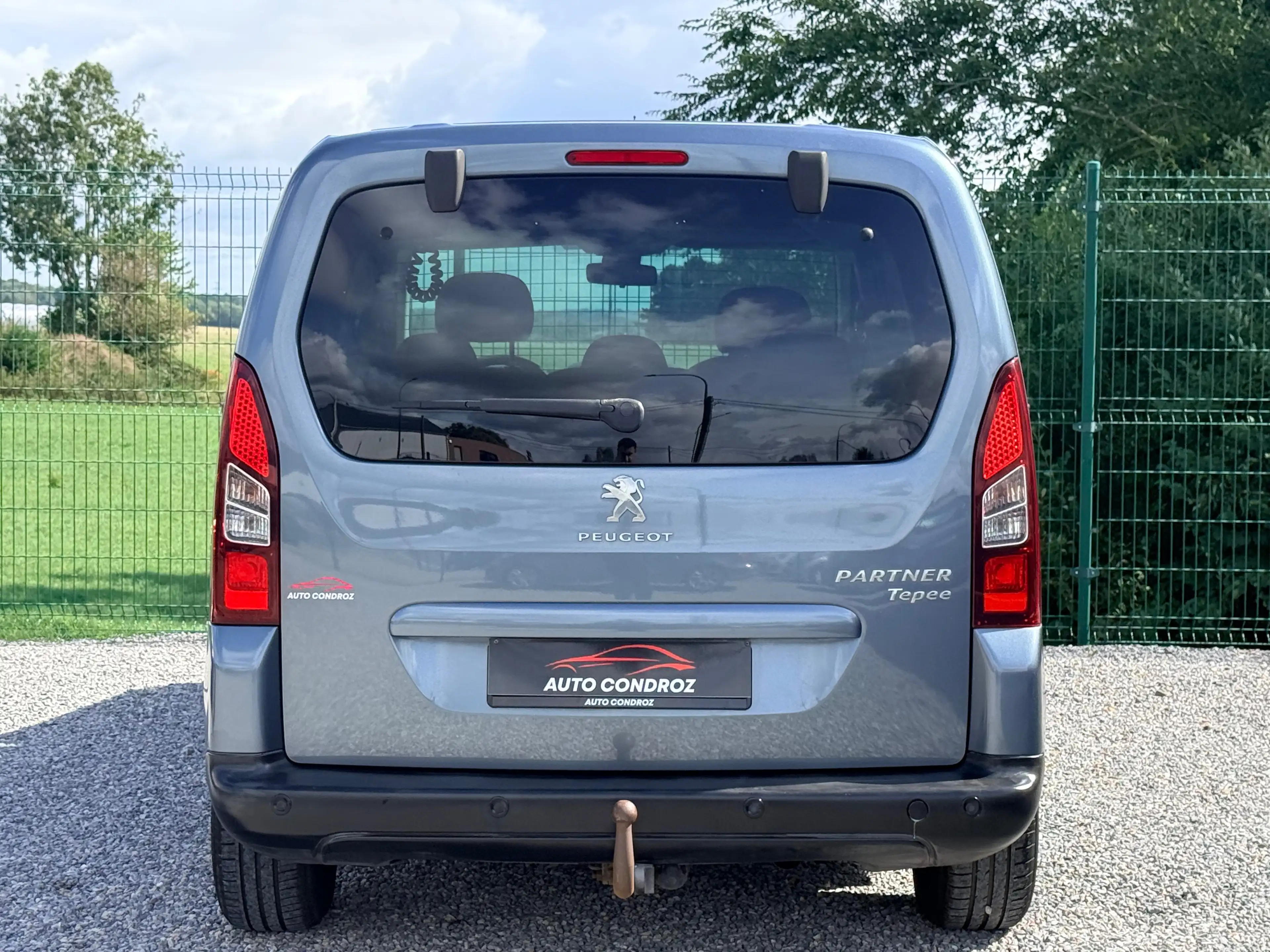 Peugeot Partner Partner Tepee //1.6 HDi Active // PREMIER PROPRIETAIRE//12MOIS GARANTIE — photo 5