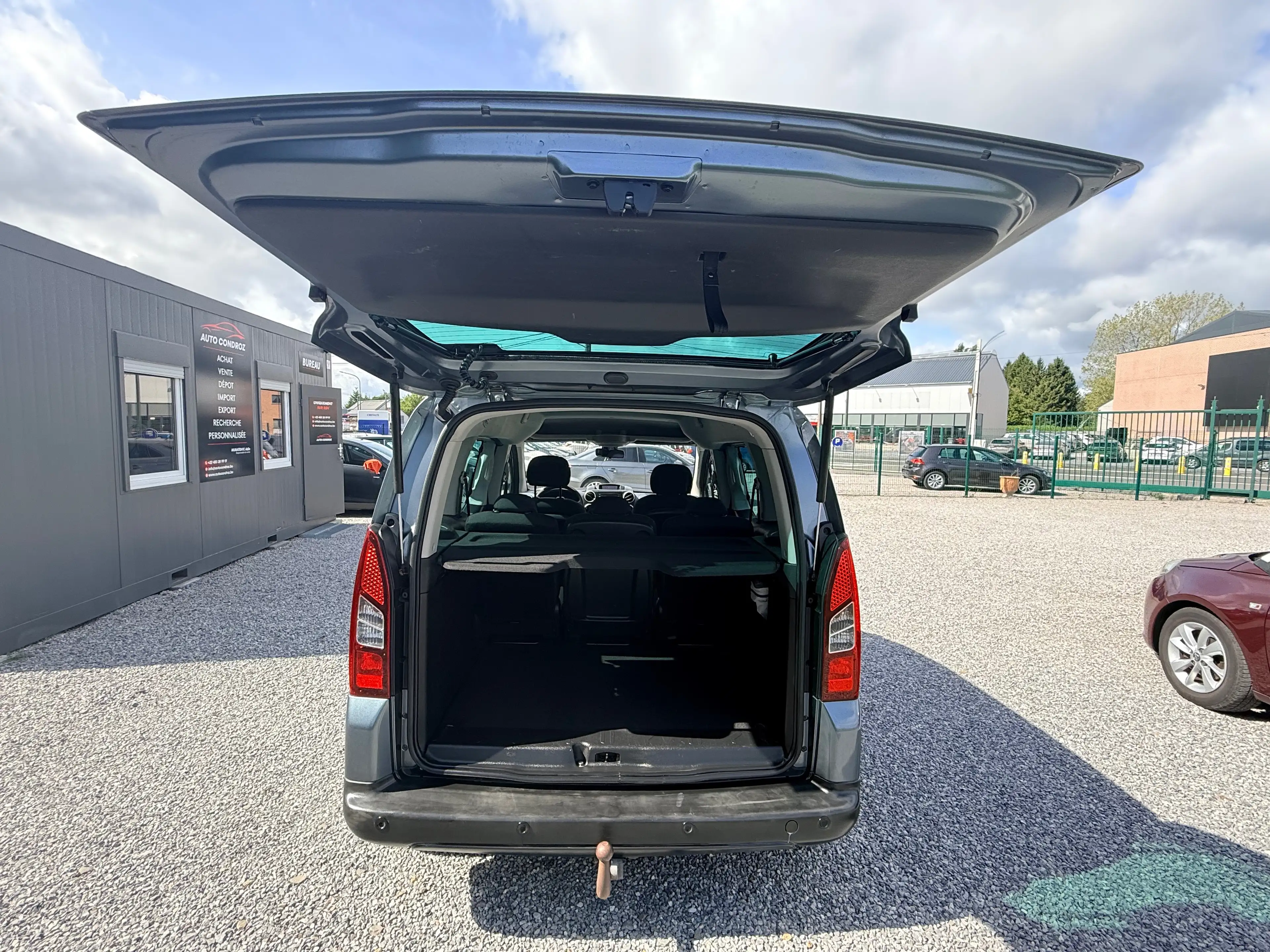 Peugeot Partner Partner Tepee //1.6 HDi Active // PREMIER PROPRIETAIRE//12MOIS GARANTIE — photo 10