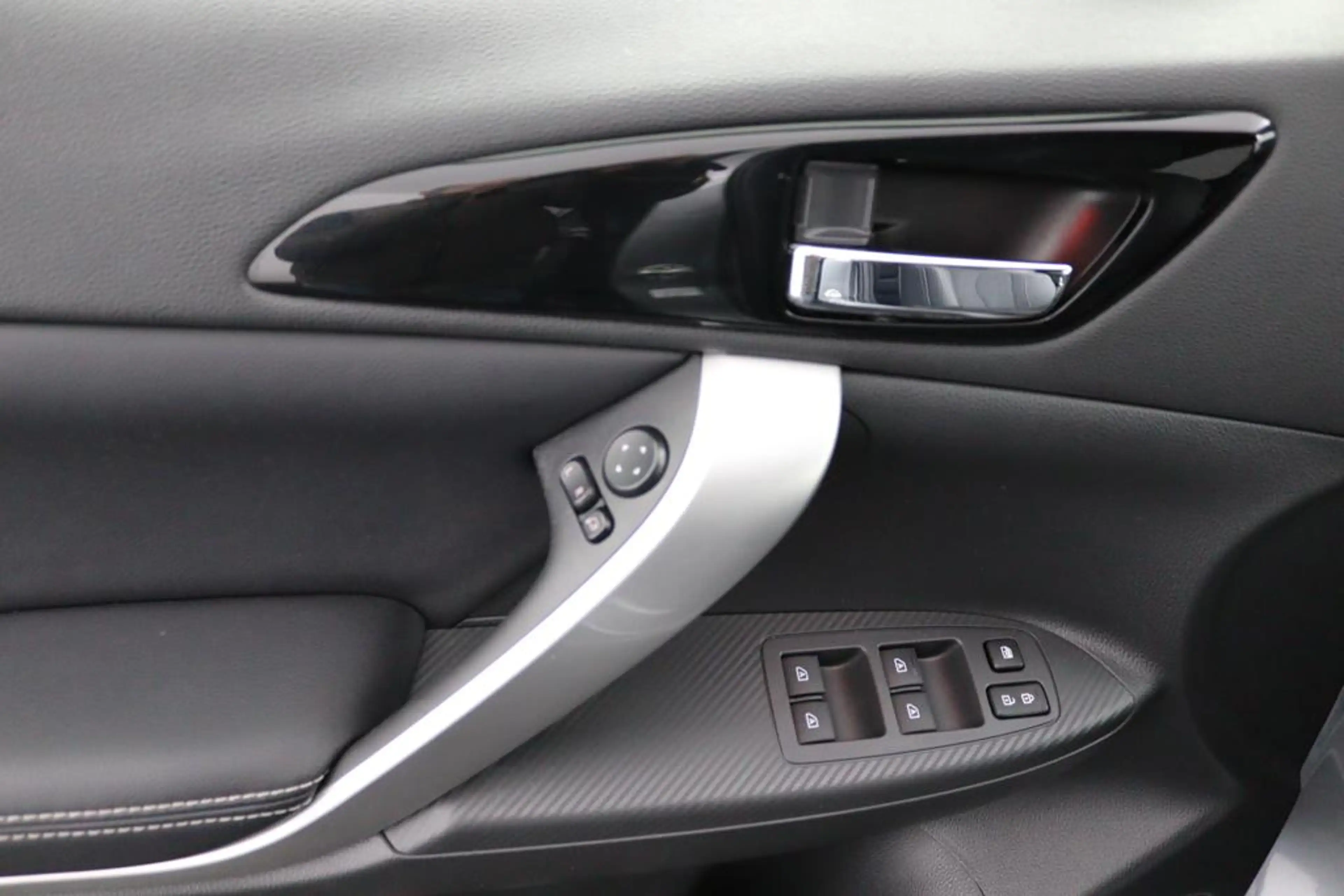 Mitsubishi Eclipse Cross 2.4 PHEV First Edition Trekhaak! Rijklaarprijs! — photo 34