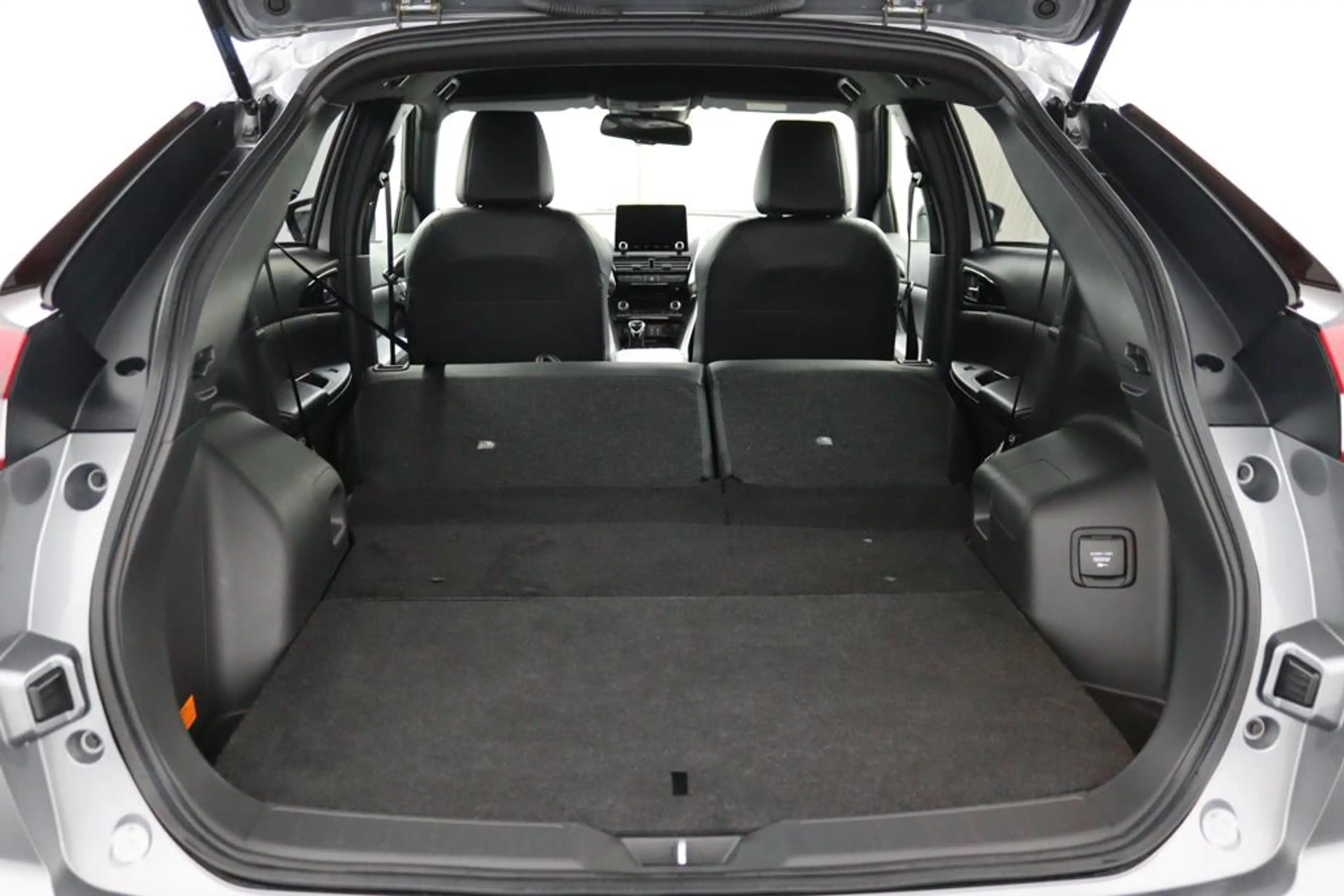Mitsubishi Eclipse Cross 2.4 PHEV First Edition Trekhaak! Rijklaarprijs! — photo 31