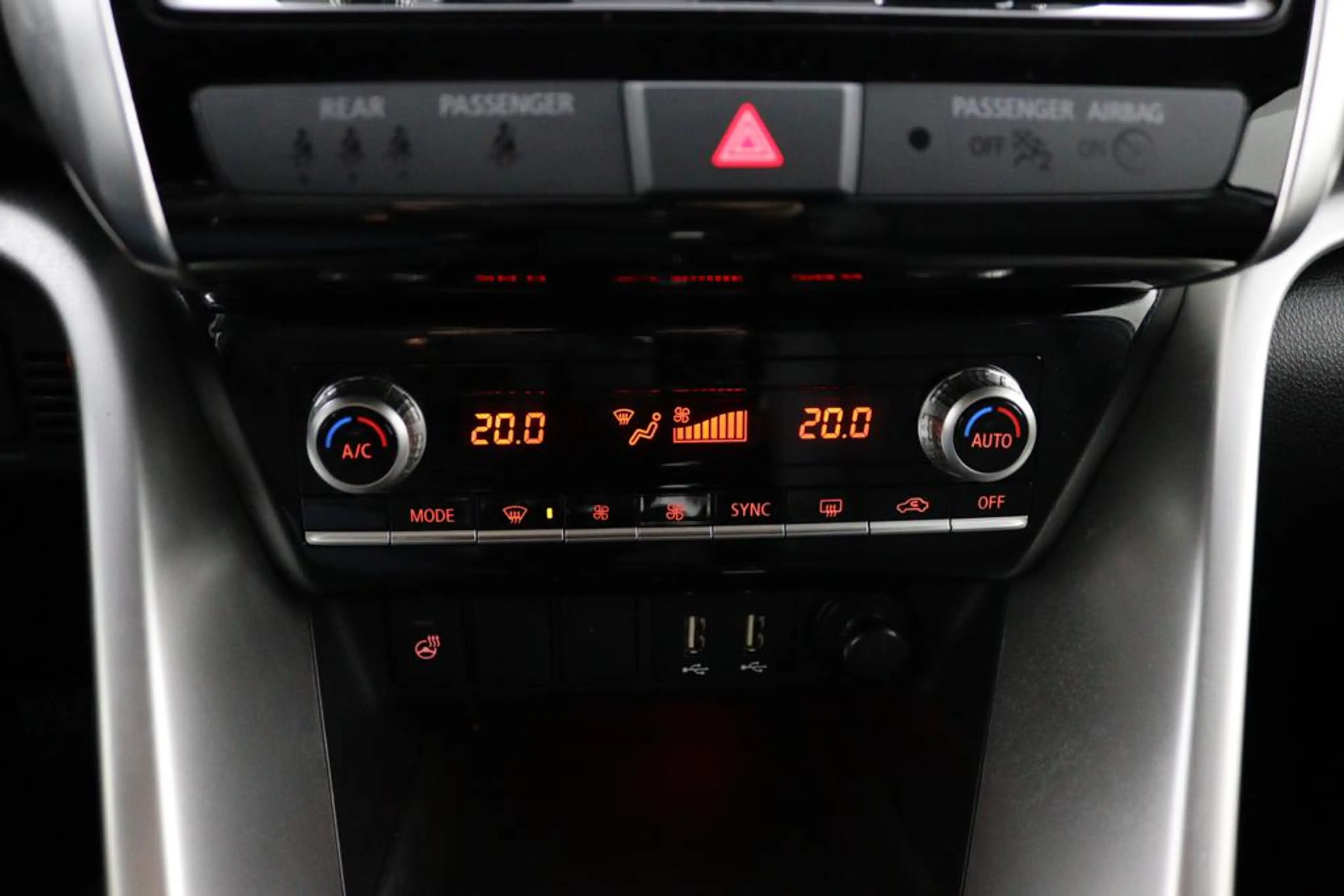Mitsubishi Eclipse Cross 2.4 PHEV First Edition Trekhaak! Rijklaarprijs! — photo 19