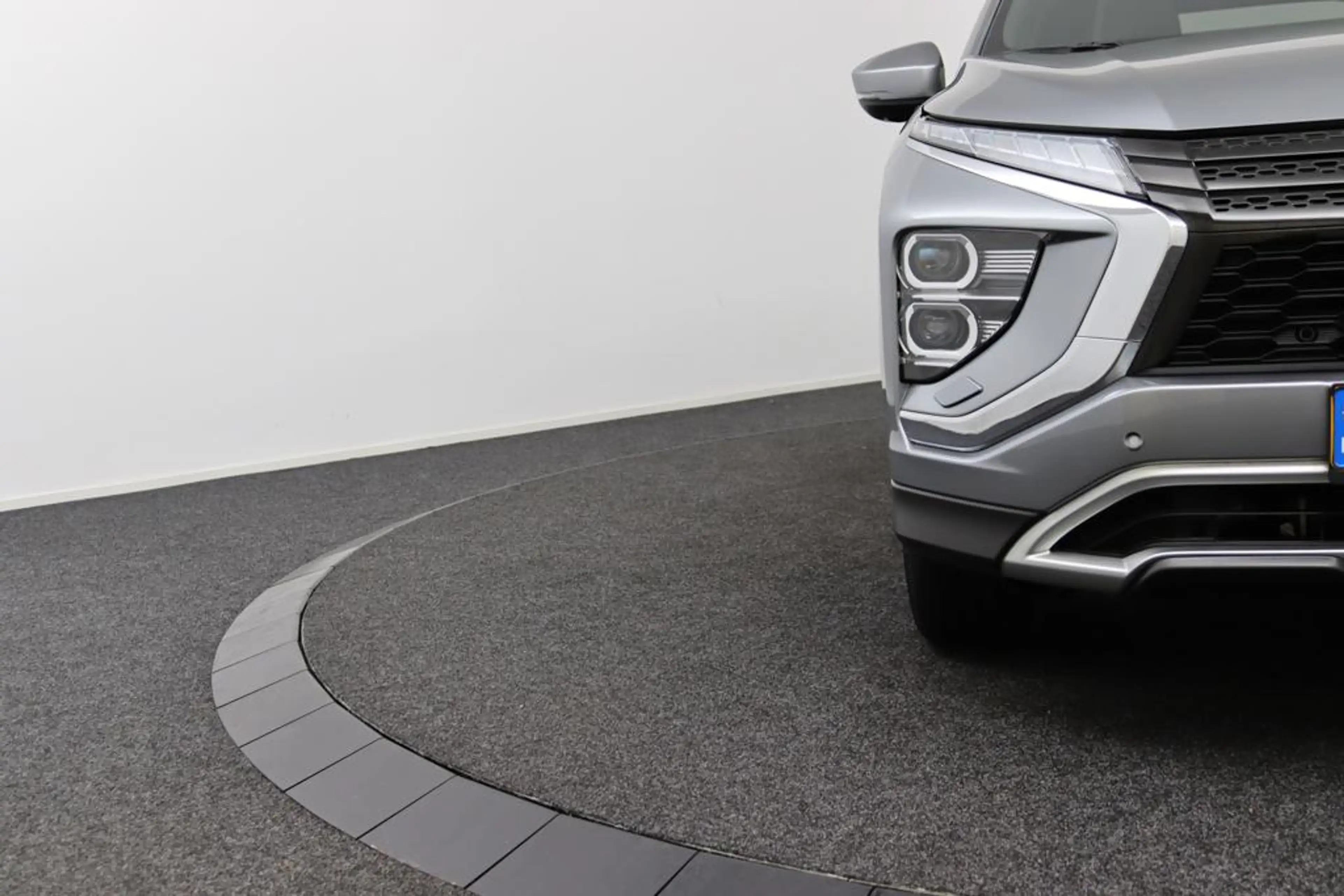 Mitsubishi Eclipse Cross 2.4 PHEV First Edition Trekhaak! Rijklaarprijs! — photo 13