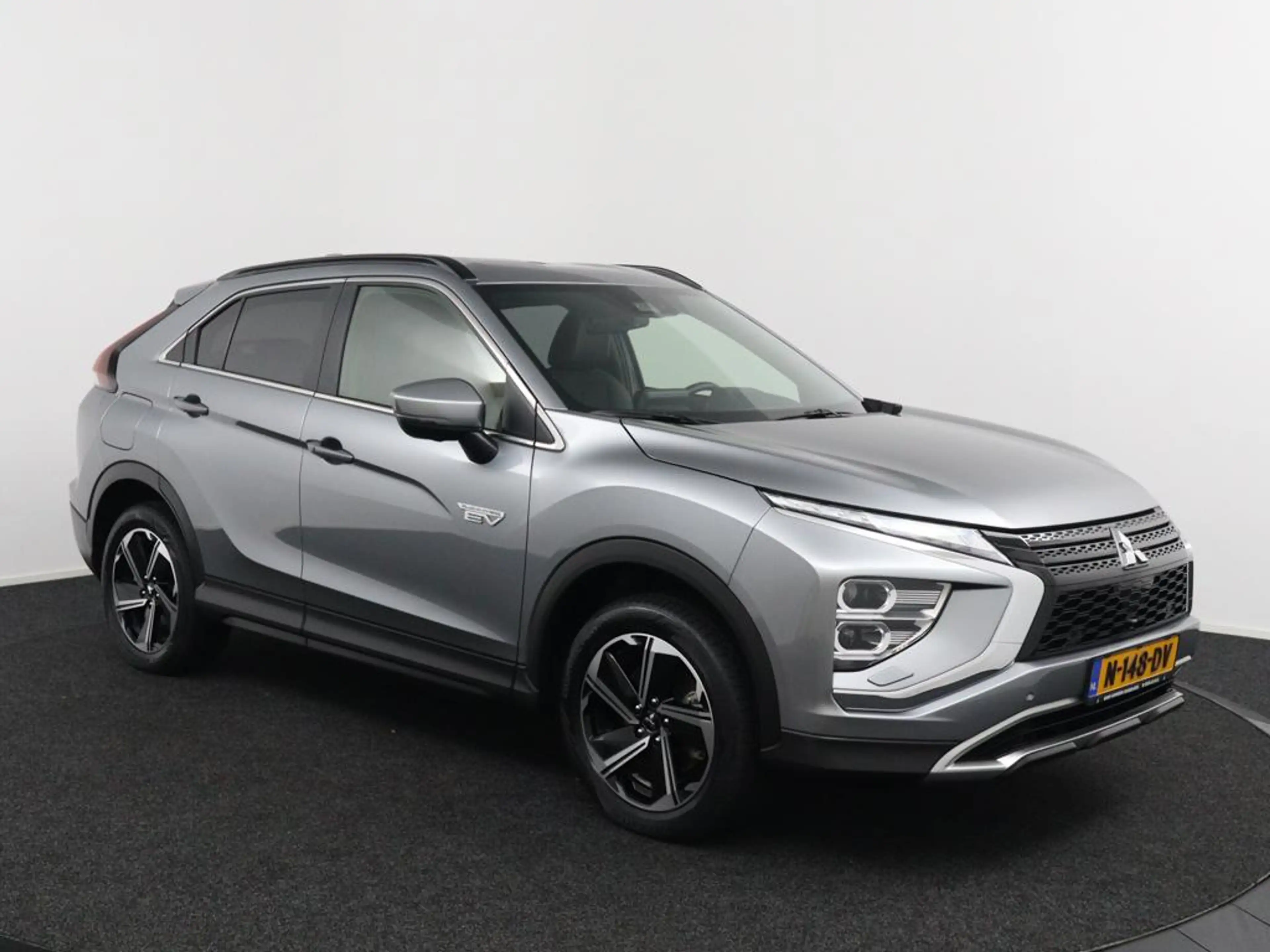Mitsubishi Eclipse Cross 2.4 PHEV First Edition Trekhaak! Rijklaarprijs! — photo 3