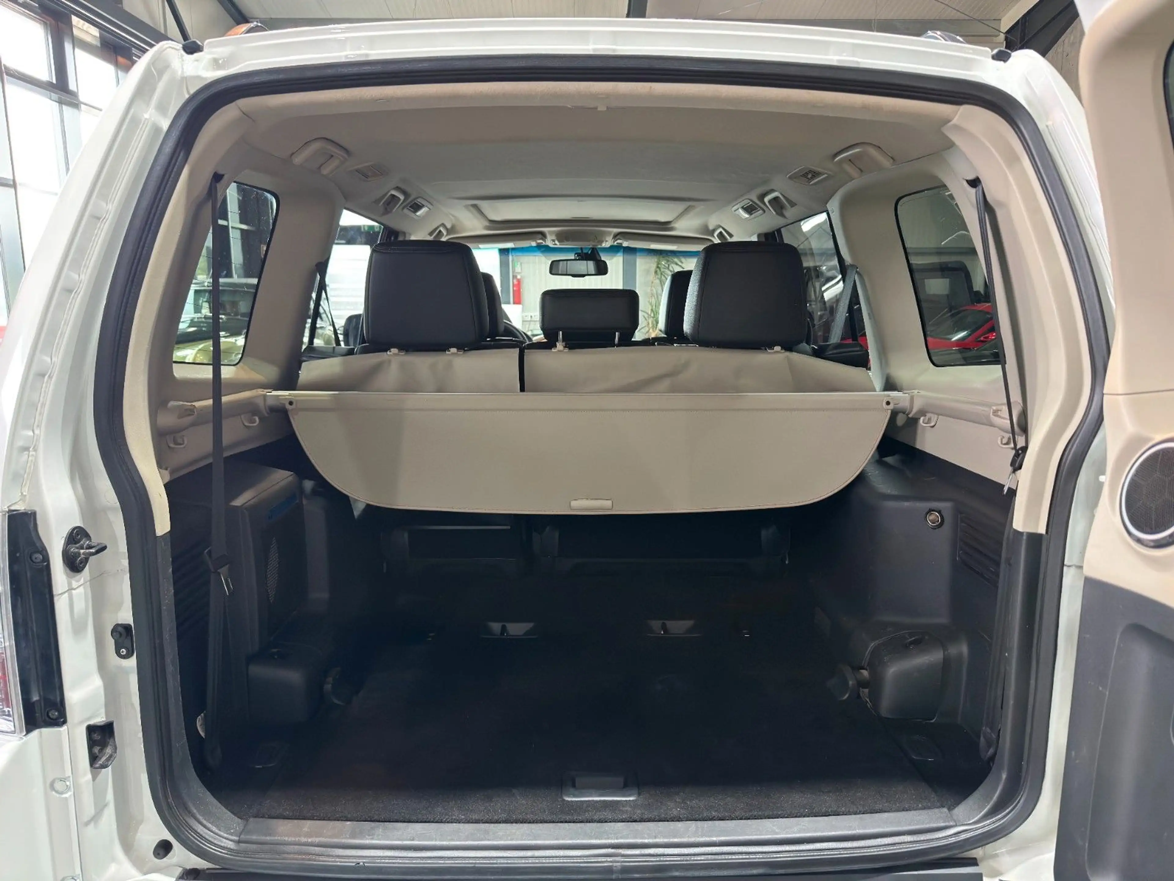 Mitsubishi Pajero /3.2/DI-D/Final/Edition/PANO/AHK/2.HAND — photo 6