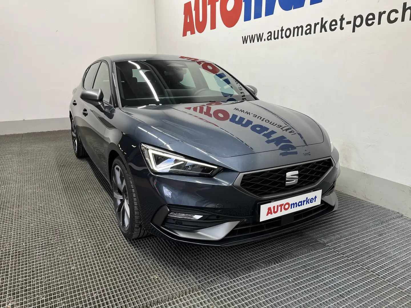 SEAT Leon 2.0 TDI FR 150cv dsg Grigio - 2
