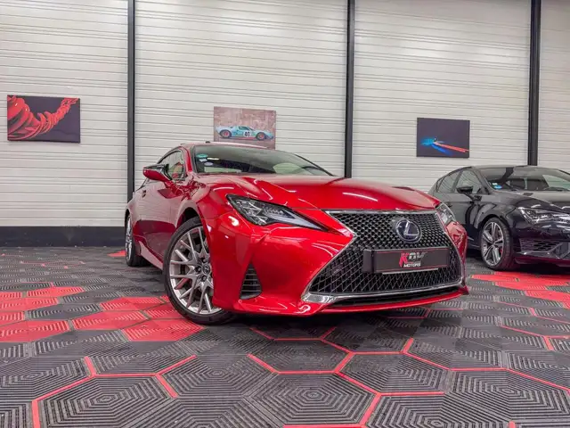 Lexus RC F 300H SPORT EXECUTIVE MARK LEVINSON SUIVI