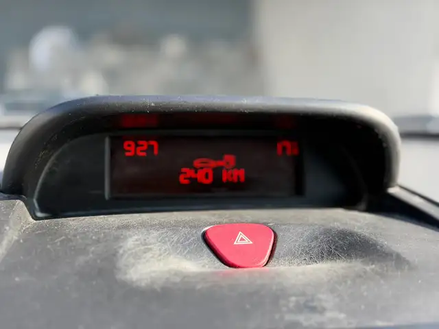 Peugeot Expert view 12