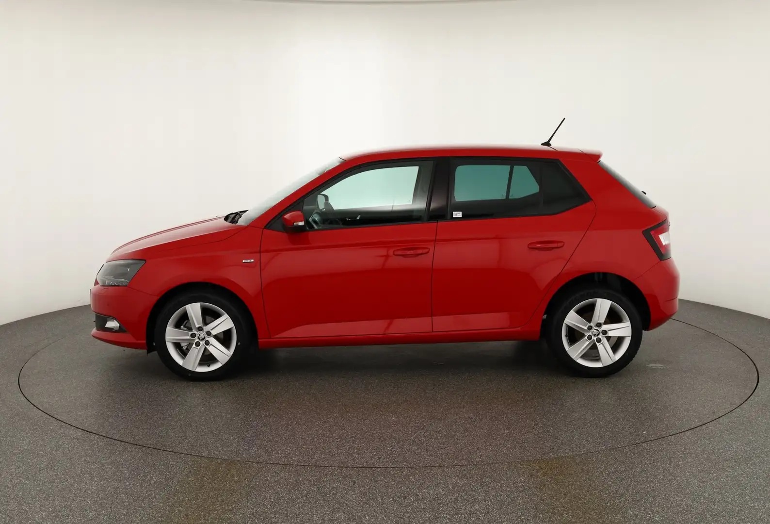 Skoda Fabia 1.0 MPI Drive Navi Tempomat Sitzheizung Rouge - 2