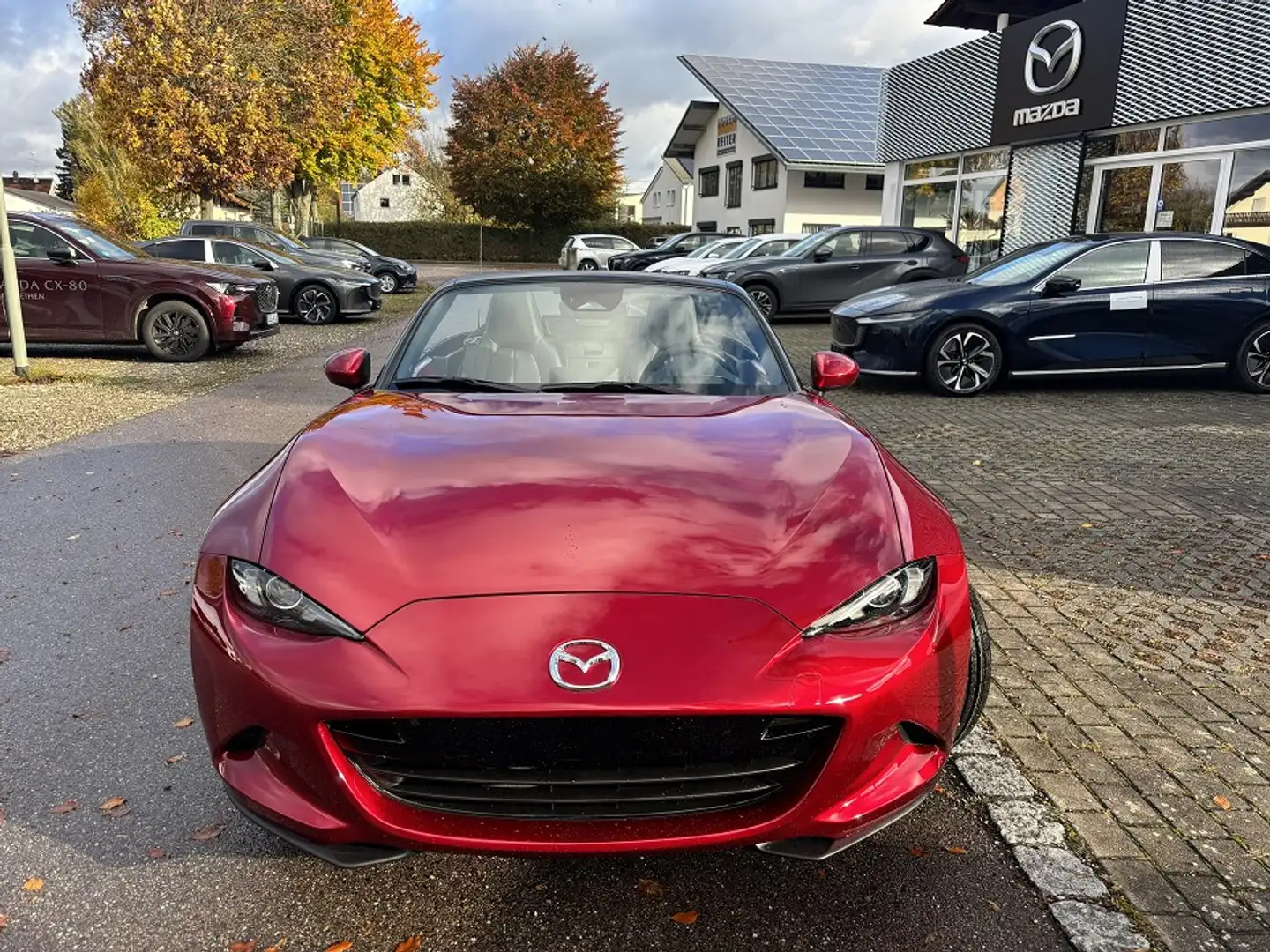 Mazda MX-5 SKYACTIV-G 132 RWD Exclusive-line Rot - 2