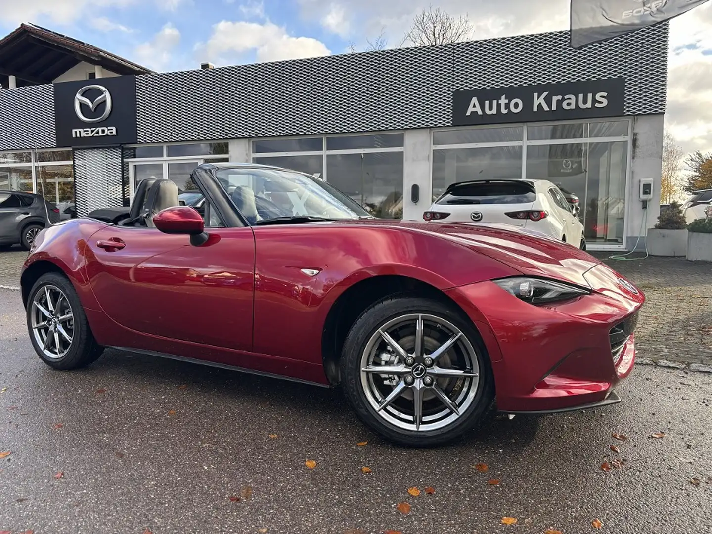 Mazda MX-5 SKYACTIV-G 132 RWD Exclusive-line Rot - 1