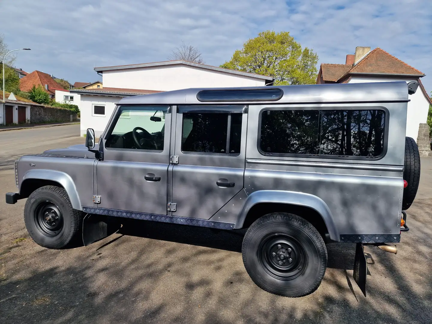Land Rover Defender 110 DPF Station Wagon Szary - 2