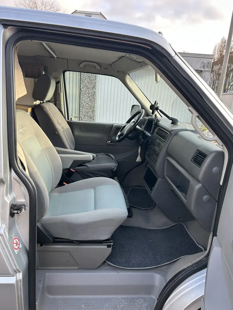 Volkswagen T4 Multivan TDI 7DCUX2 - 2