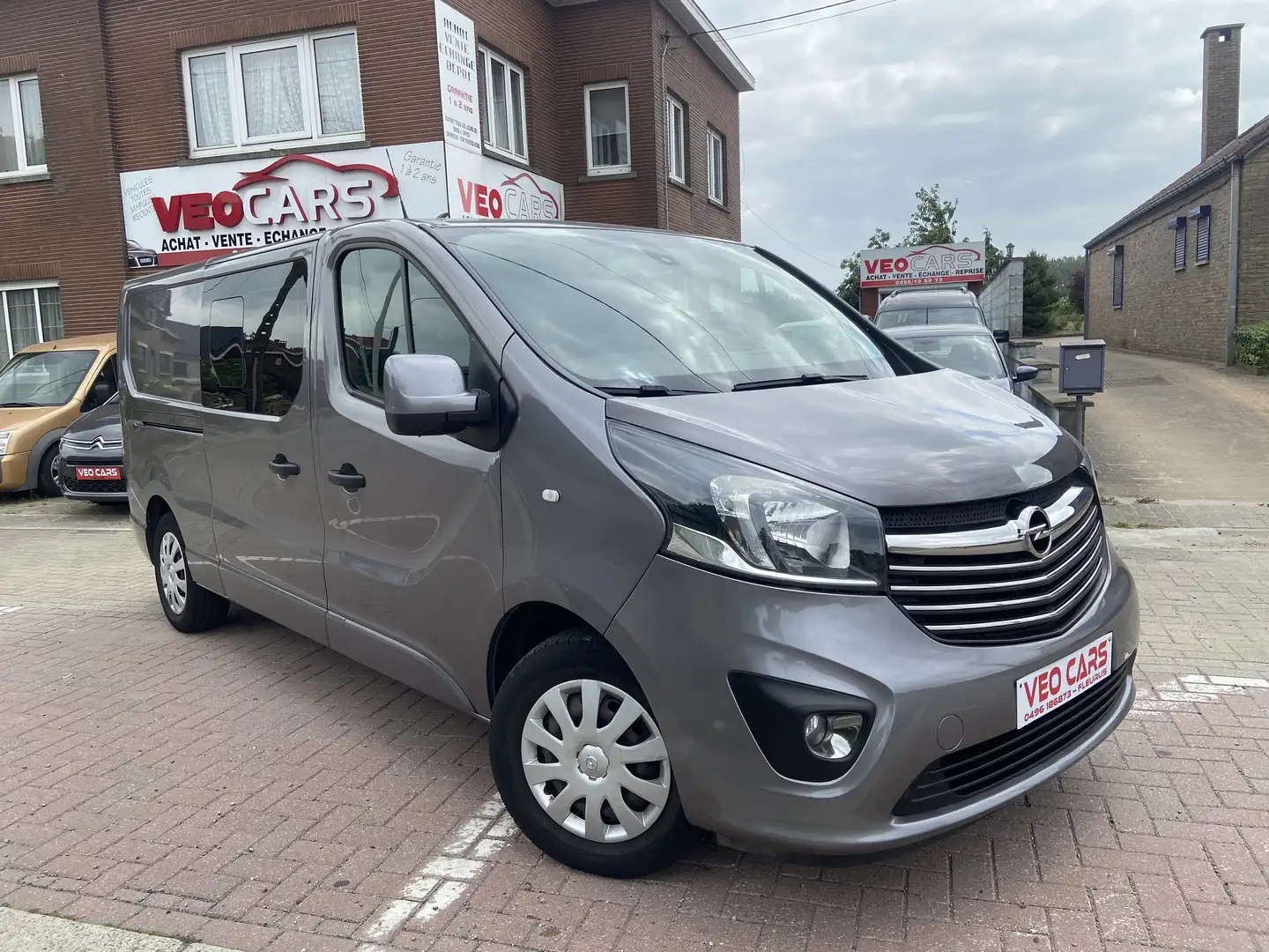 Opel Vivaro 1.6 CDTi Double Cabine / GPS / Caméra / Cruise Gris - 1