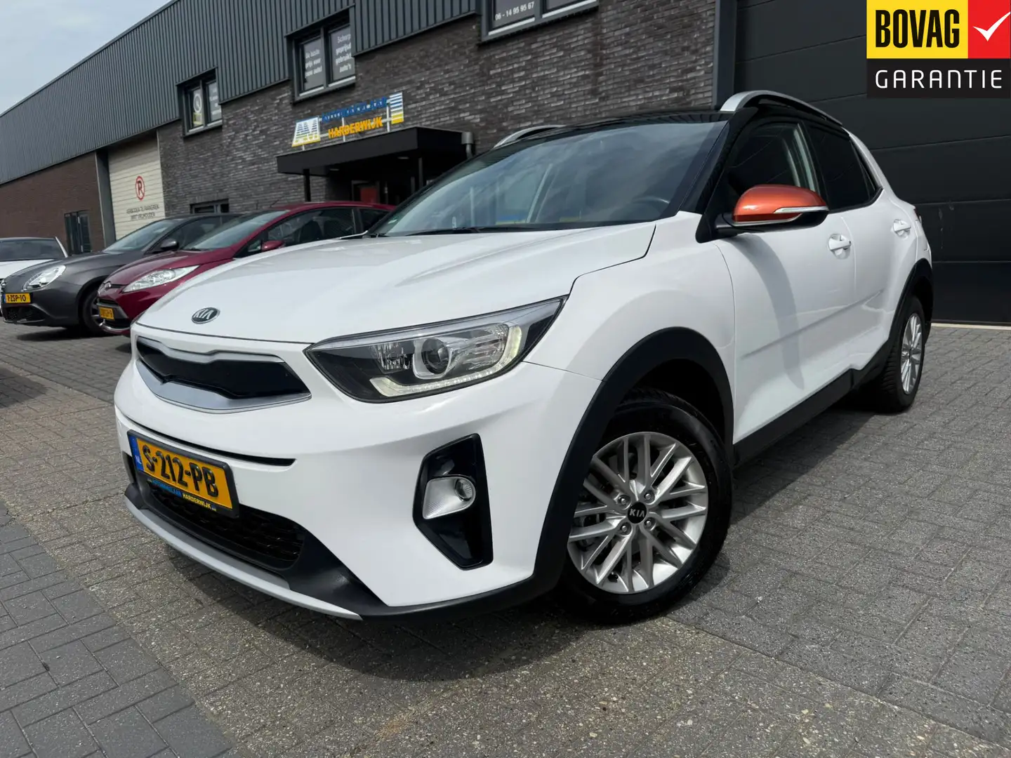 Kia Stonic 1.4 MPi | 12MND GARANTIE | AUTOMAAT | NAVI | CAMER Wit - 1